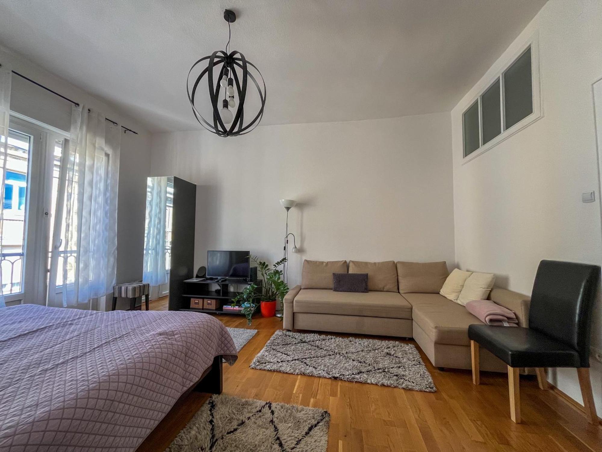 Apartment King One In The Center - Netflix Budapest