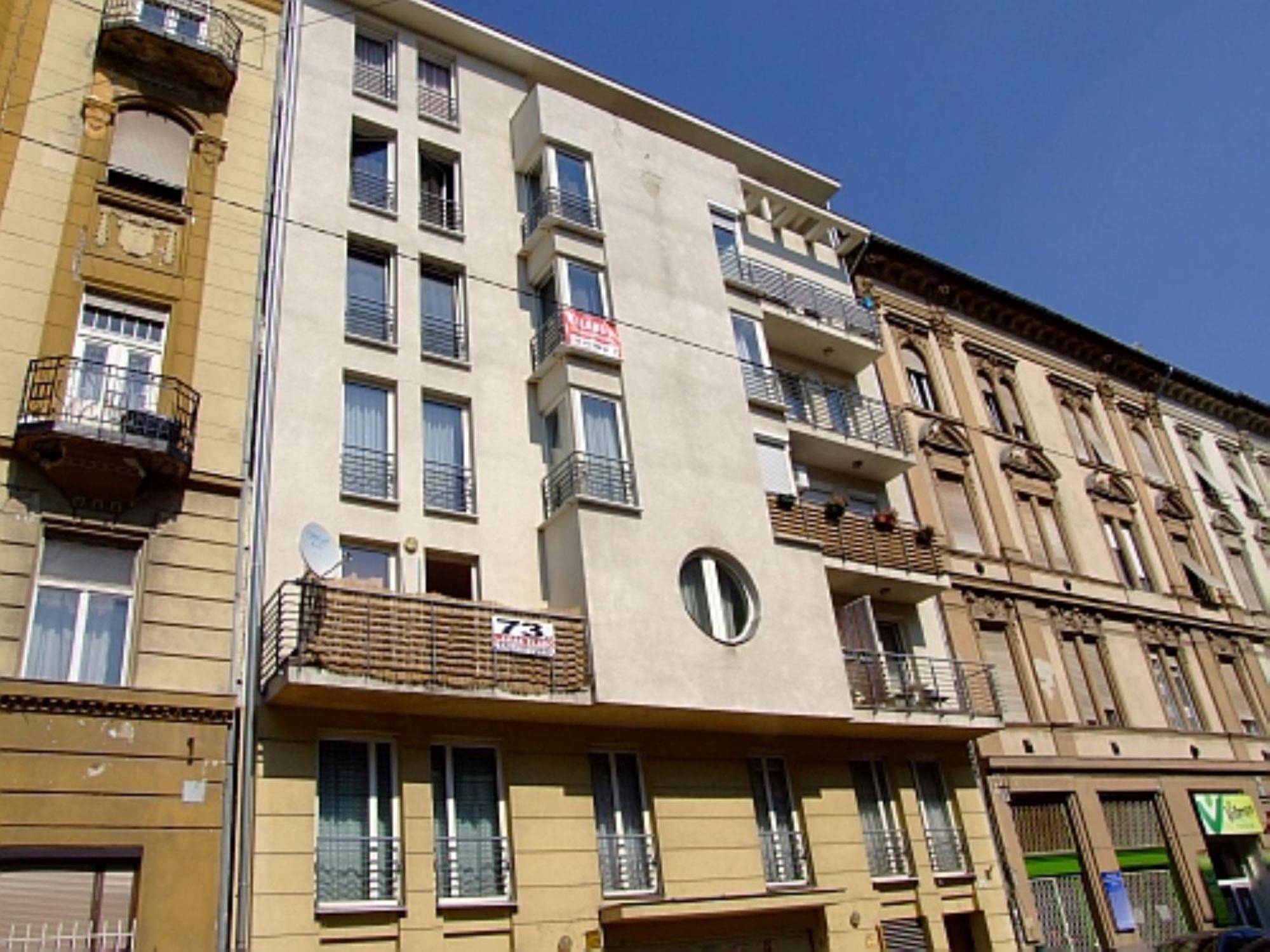 Muranyi Apartment