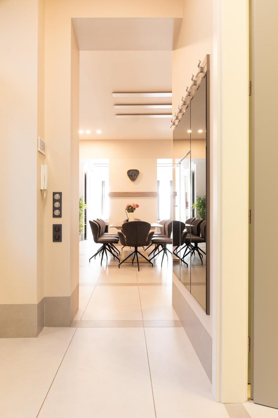 Luxurious Grand Deco On The St Stephen Road Apartamento Budapest