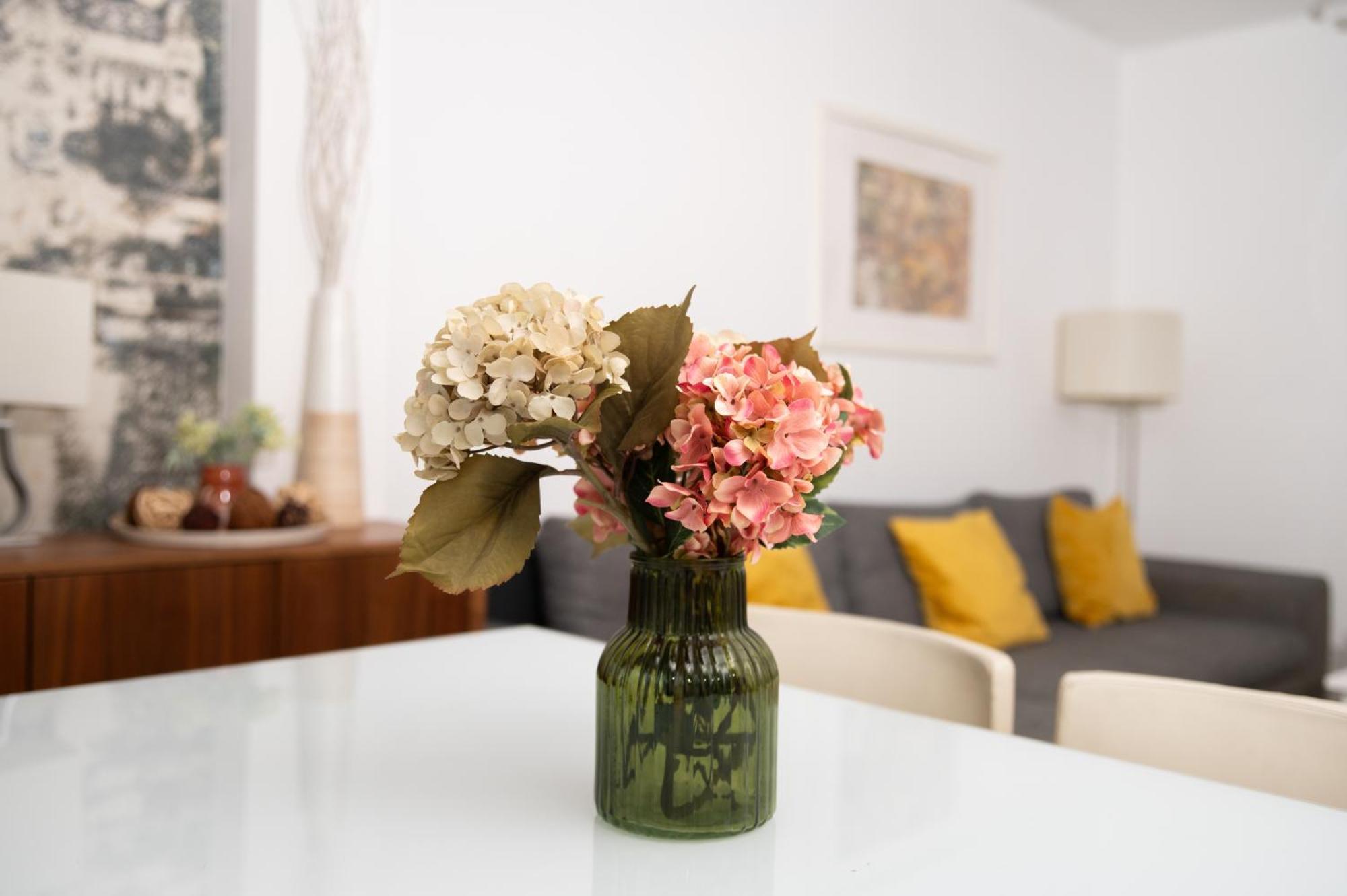 Superb Location & Chic W' 2bedroom Budapest