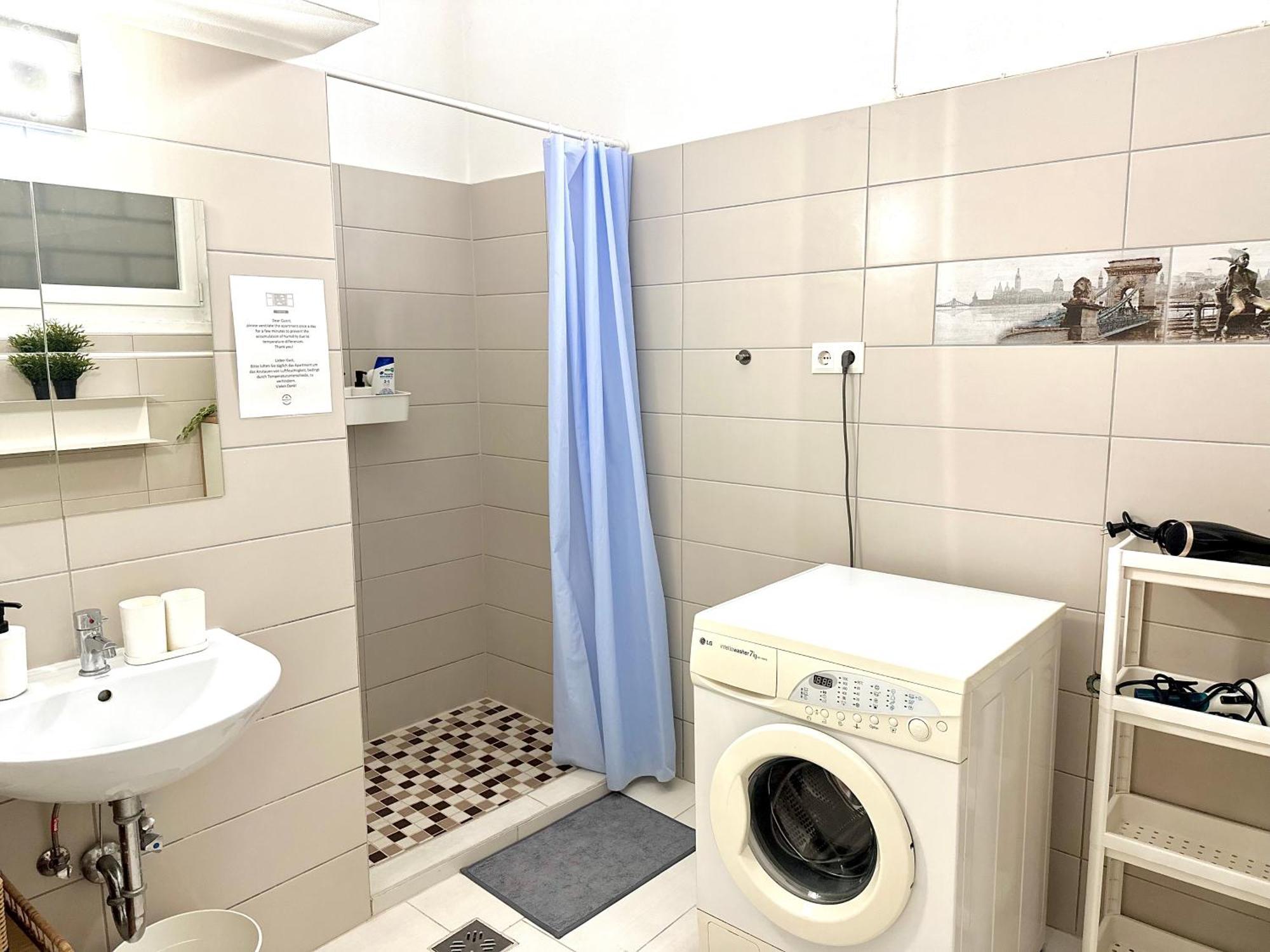 Palace - Palace District - Downtown Apartment