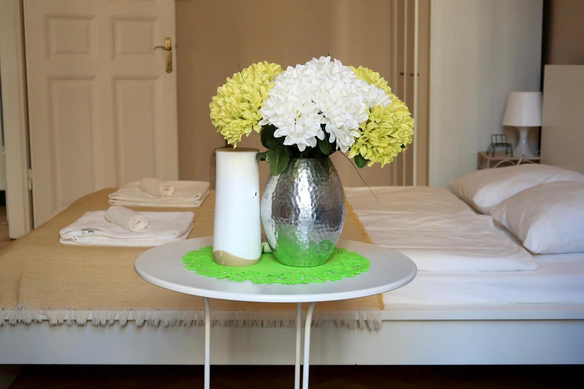 Palace - Palace District - Downtown Apartment *