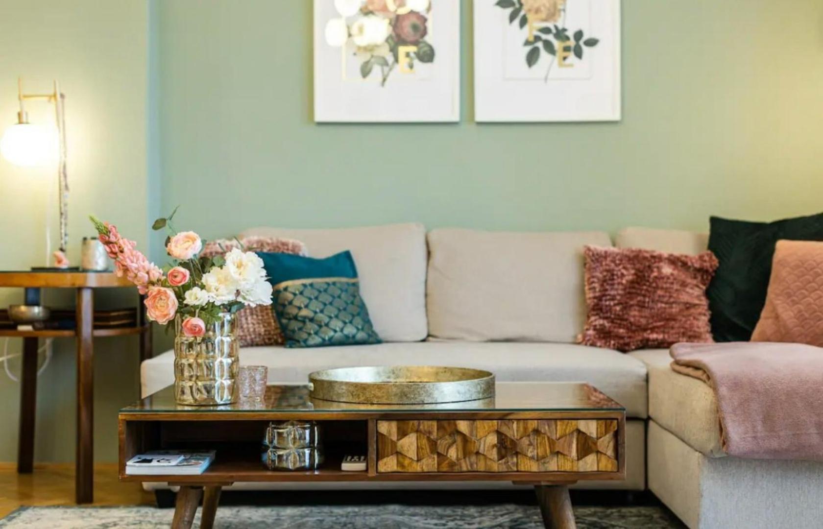 Elegant Escape By Buda Castle For Pleasure Seekers Apartment *