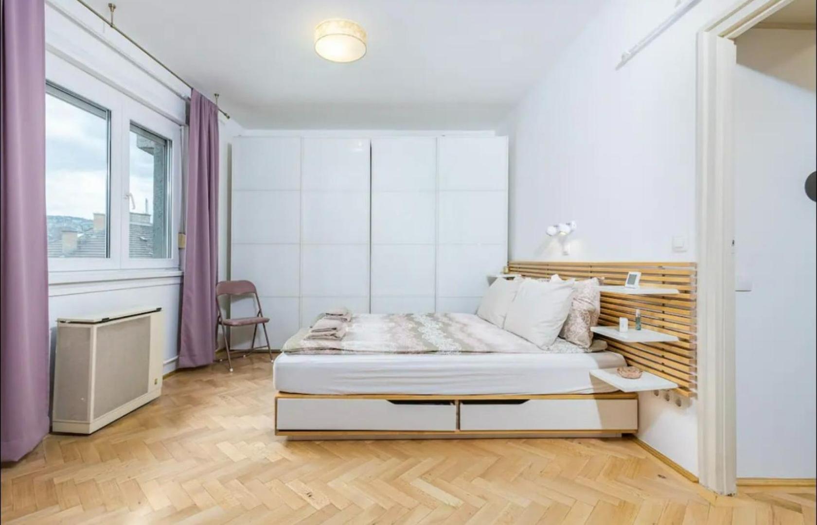 Elegant Escape By Buda Castle For Pleasure Seekers Apartment