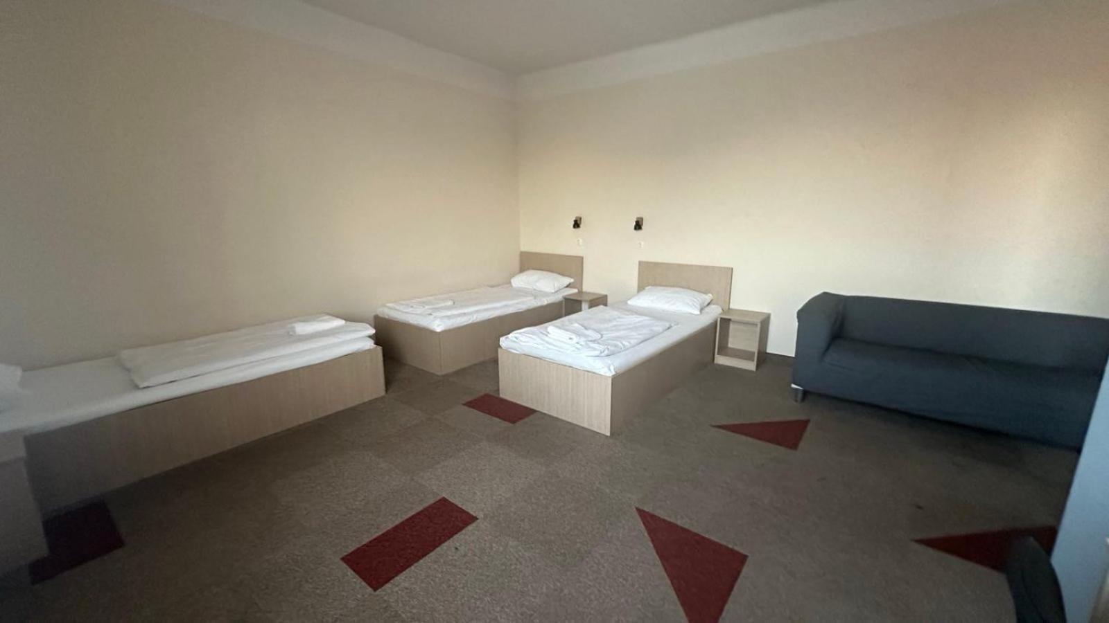 Bed and breakfast Free Parking, Free Breakfast, Only 15 Minutes To Center Budapest