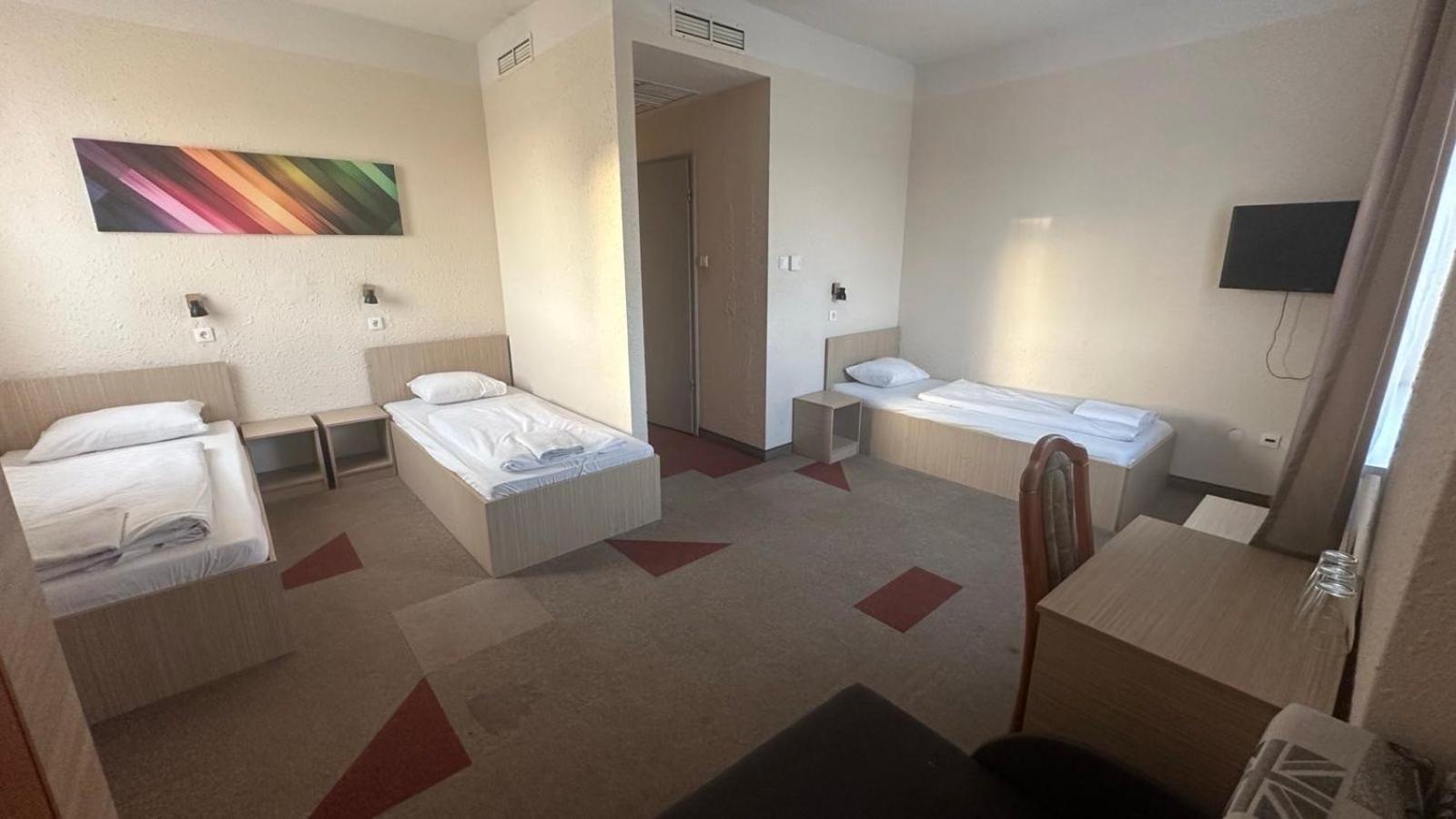 Bed and breakfast Free Parking, Free Breakfast, Only 15 Minutes To Center