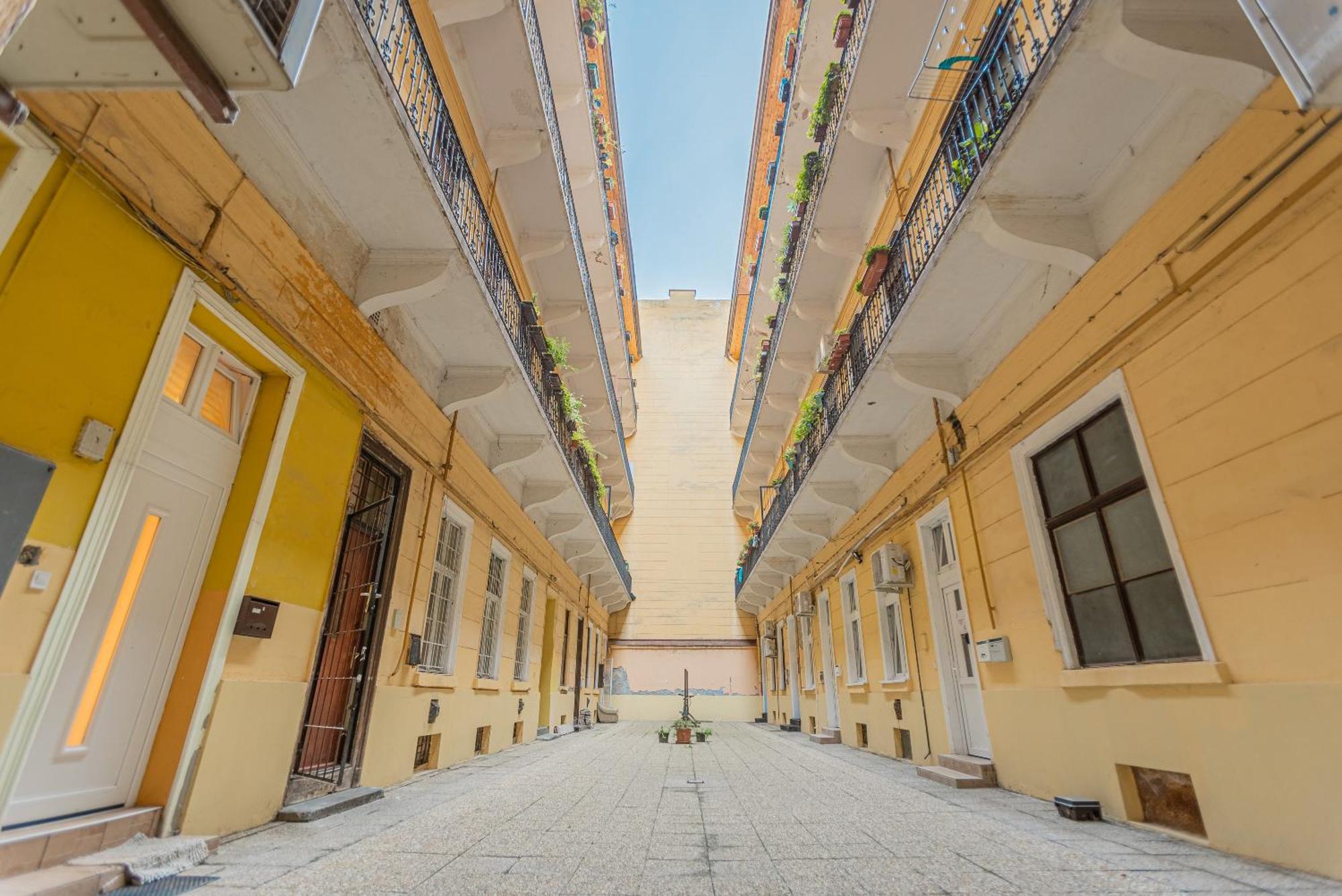 One-bedroom In The Heart Of Budapest, Rakoczi Appartamento