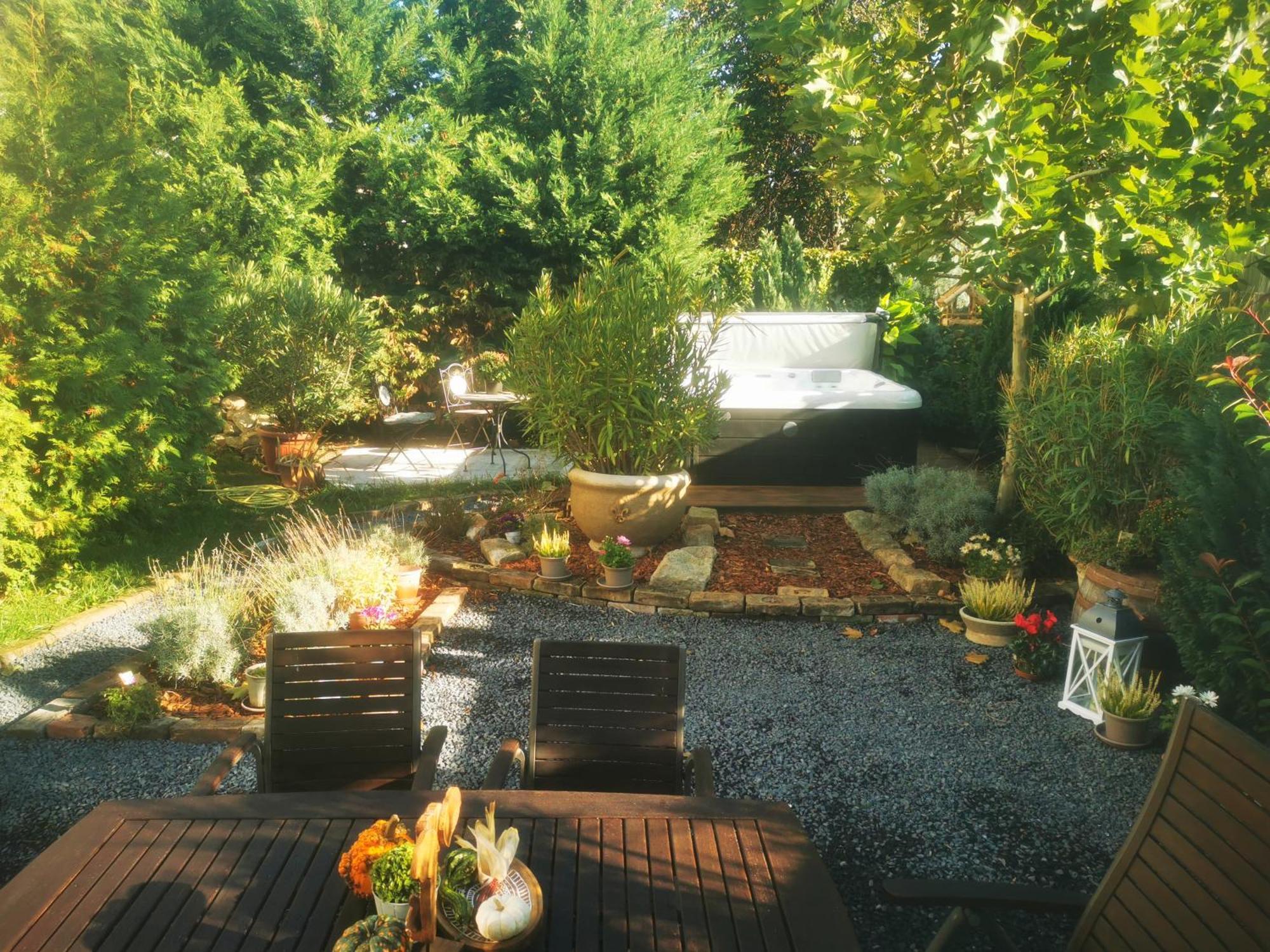Kuria With Private Jacuzzi And Pool Budapeszt