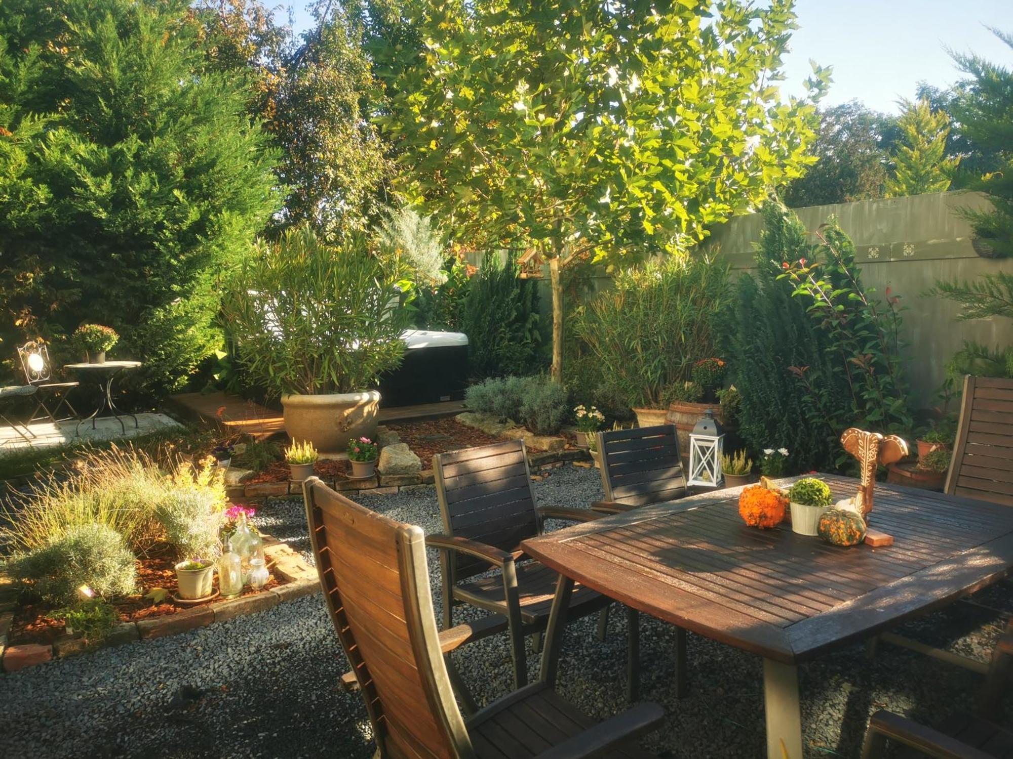Kuria With Private Jacuzzi And Pool * Budapeszt