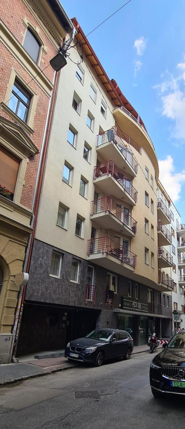 Kaldy Free Parking * Budapest