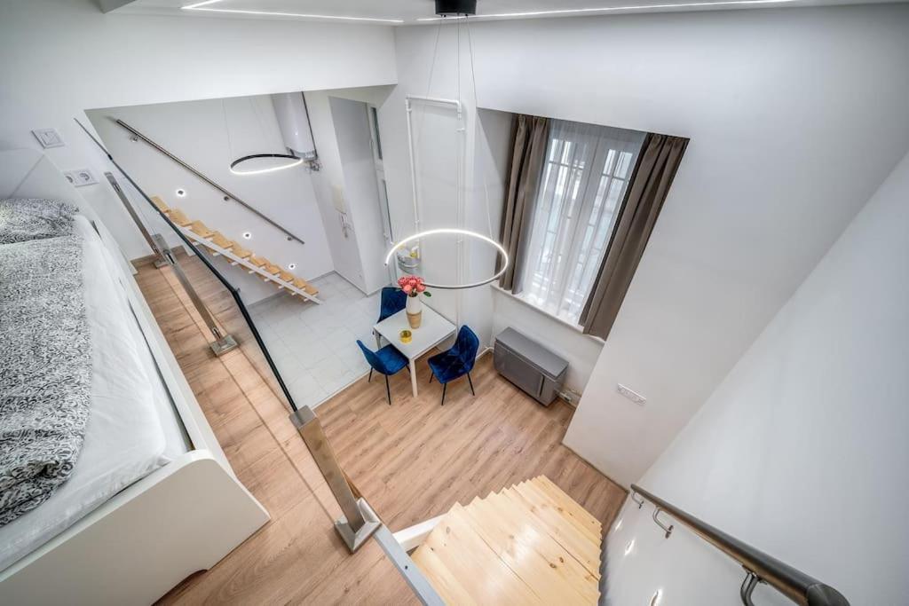 Loft 8 - Cozy Stylish With Parking Budapest