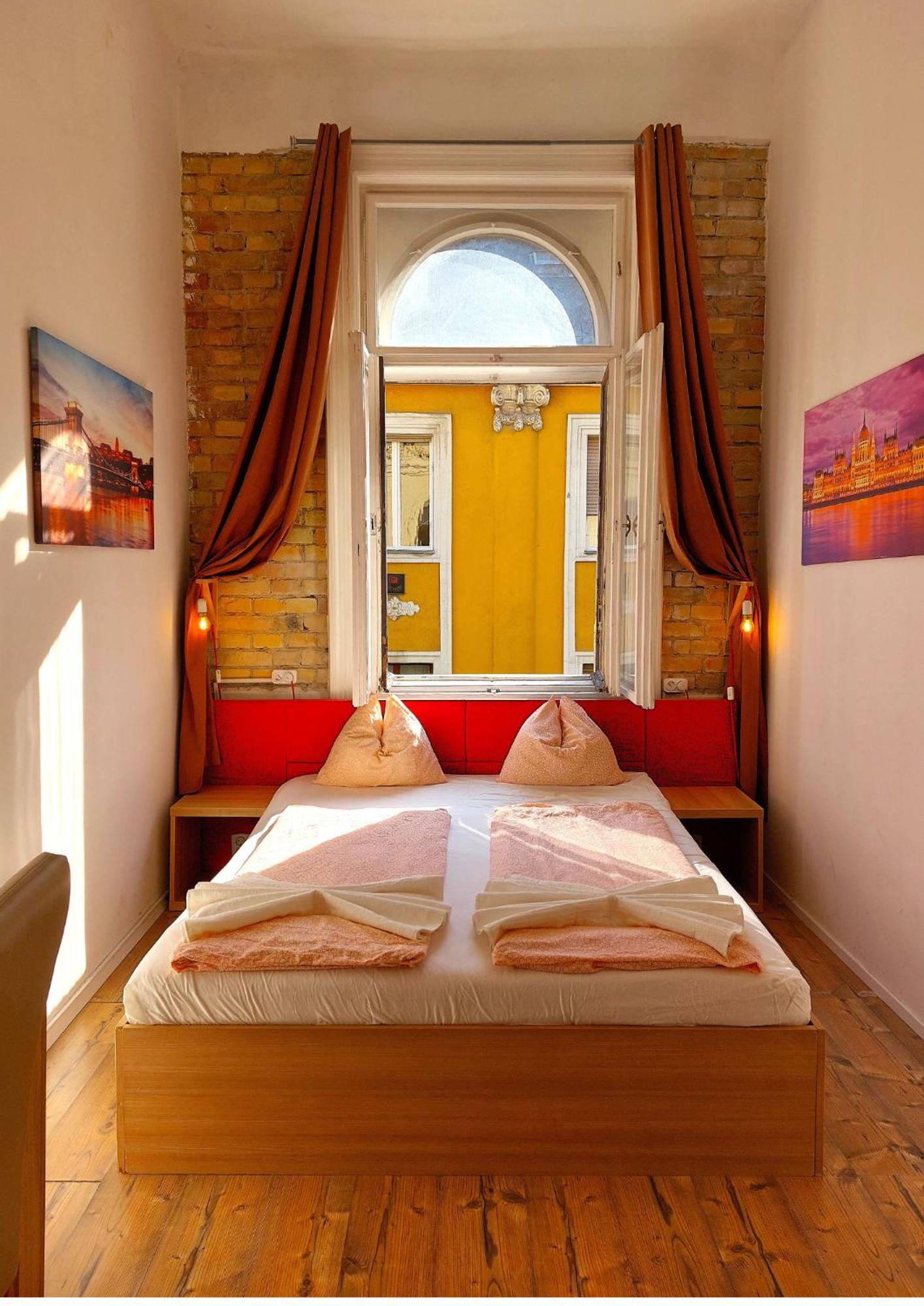Goodmo Smart Hostel *