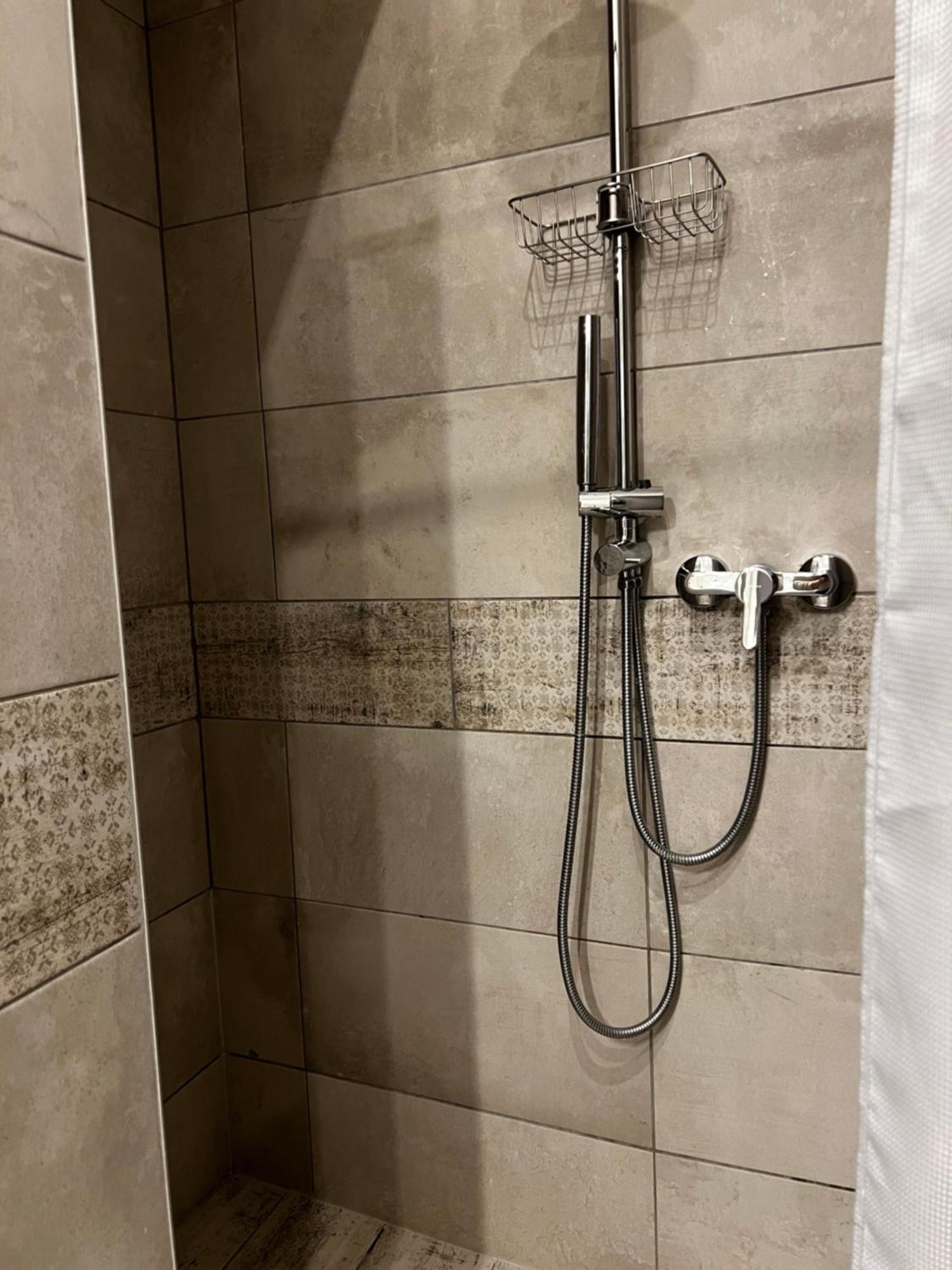 P9 By Small Apartament *