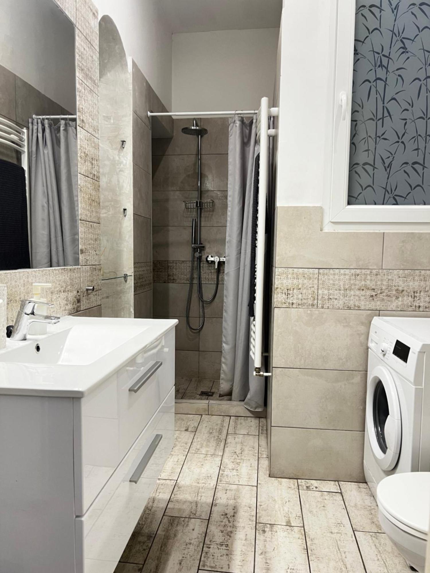 P9 By Small Apartament Budapeszt