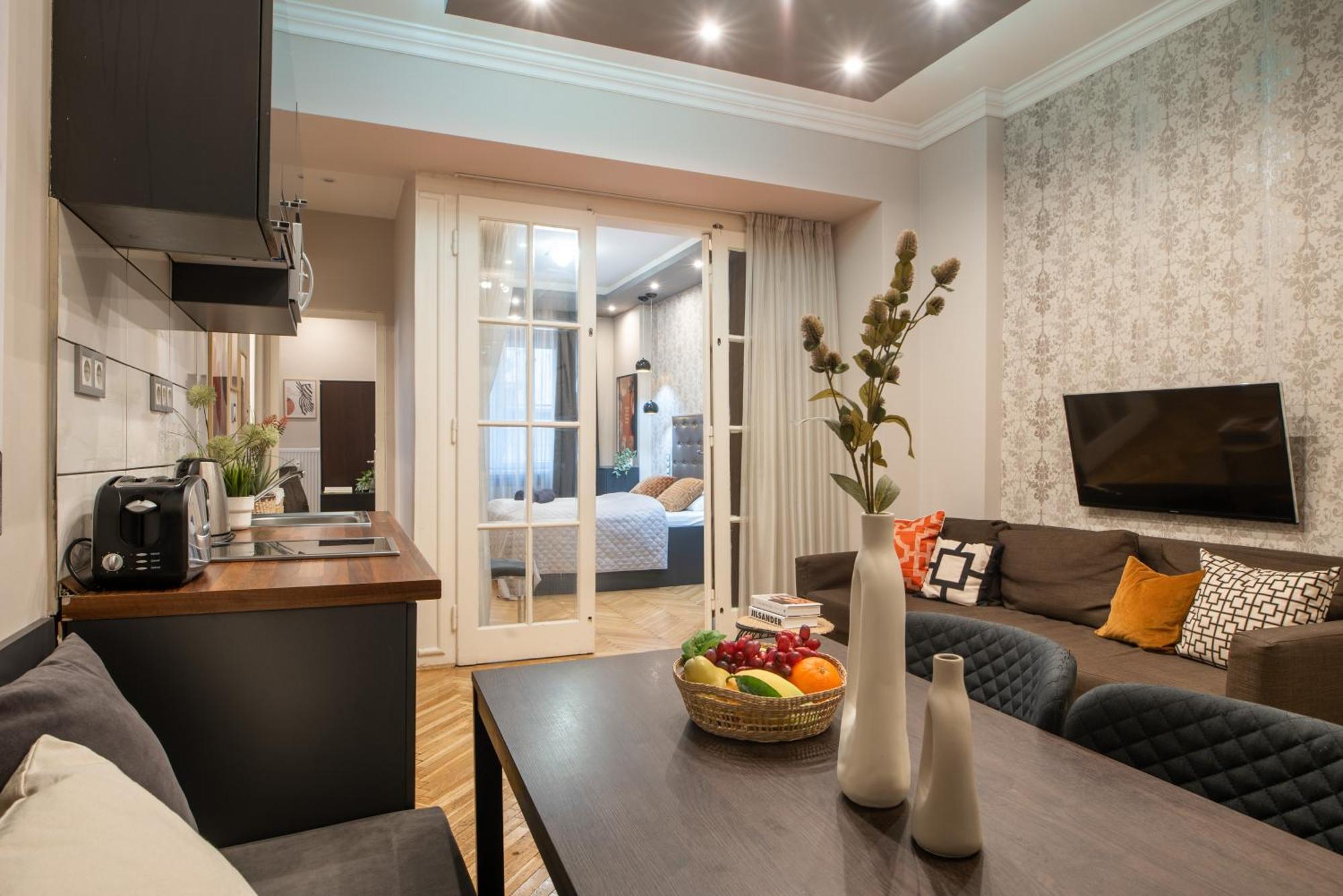 Appartement Super Cosy 3br Near Newyork Cafe With Balcony