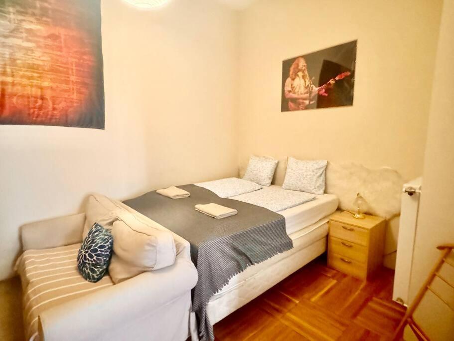 Synagogue Loft 3br Free Parking Apartment Budapest