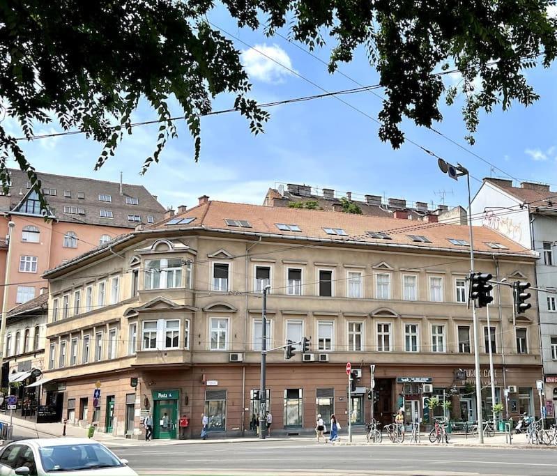 Cozy On The Buda Side Of Margit Bridge Appartamento