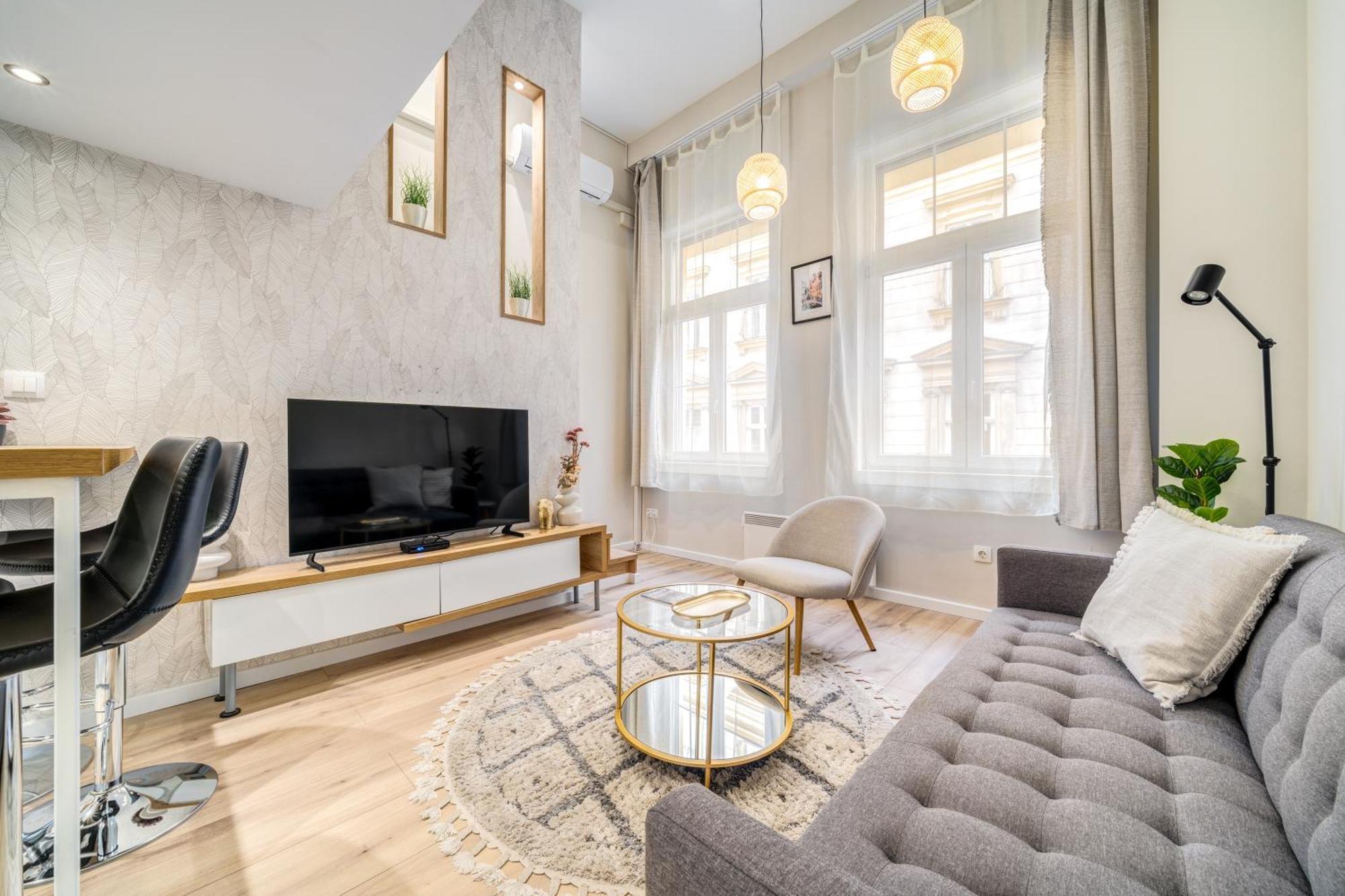 Rákóczi 2 Bedroom Stylish Apartman
