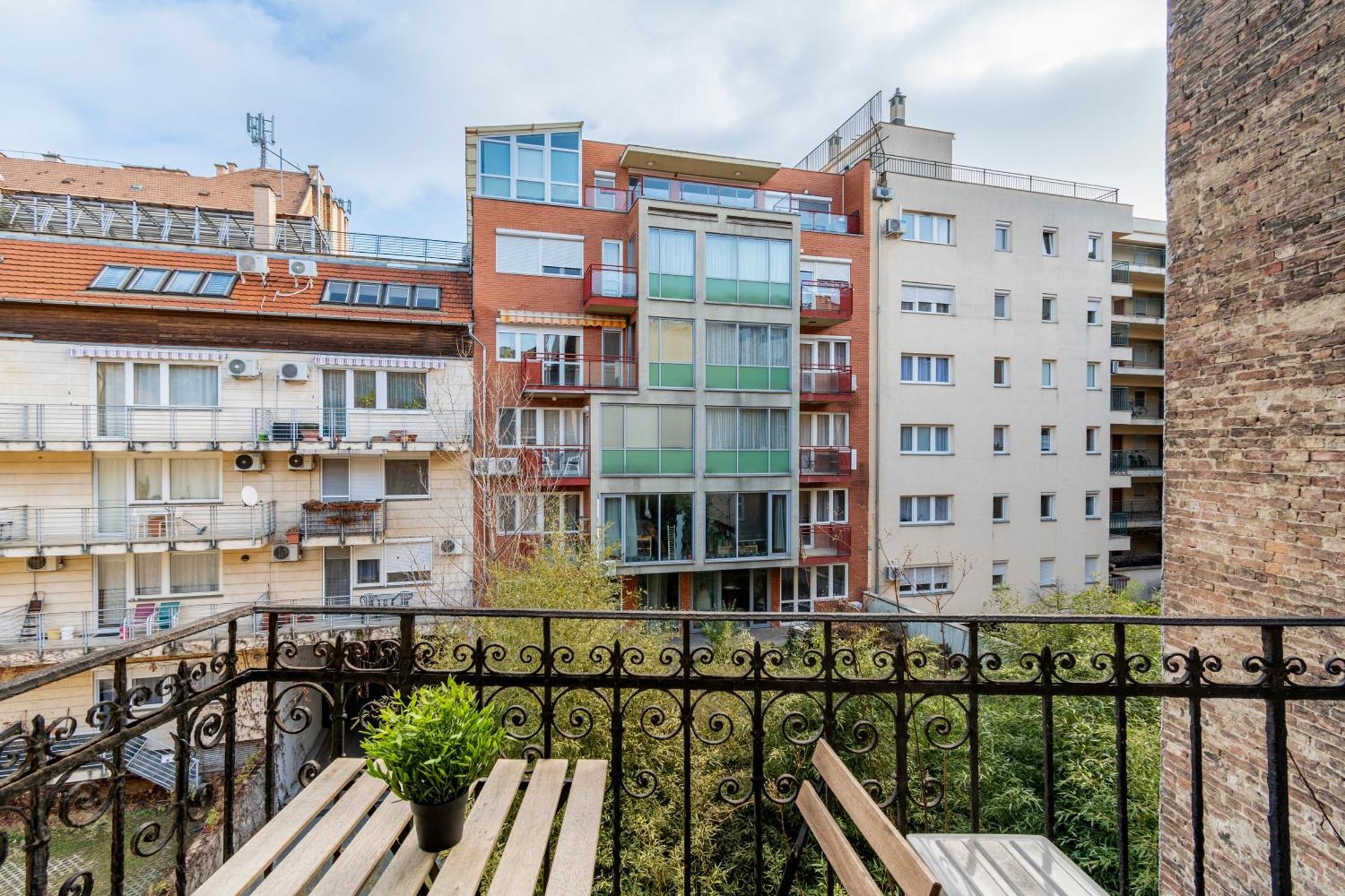 Bacso Terrace * Budapest