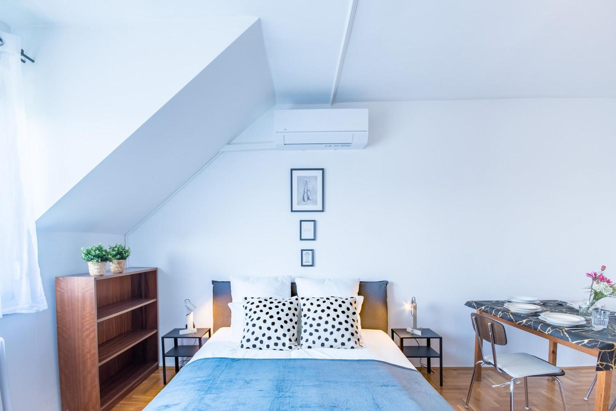 Green - Easy Parking - Quiet Sleep Apartment