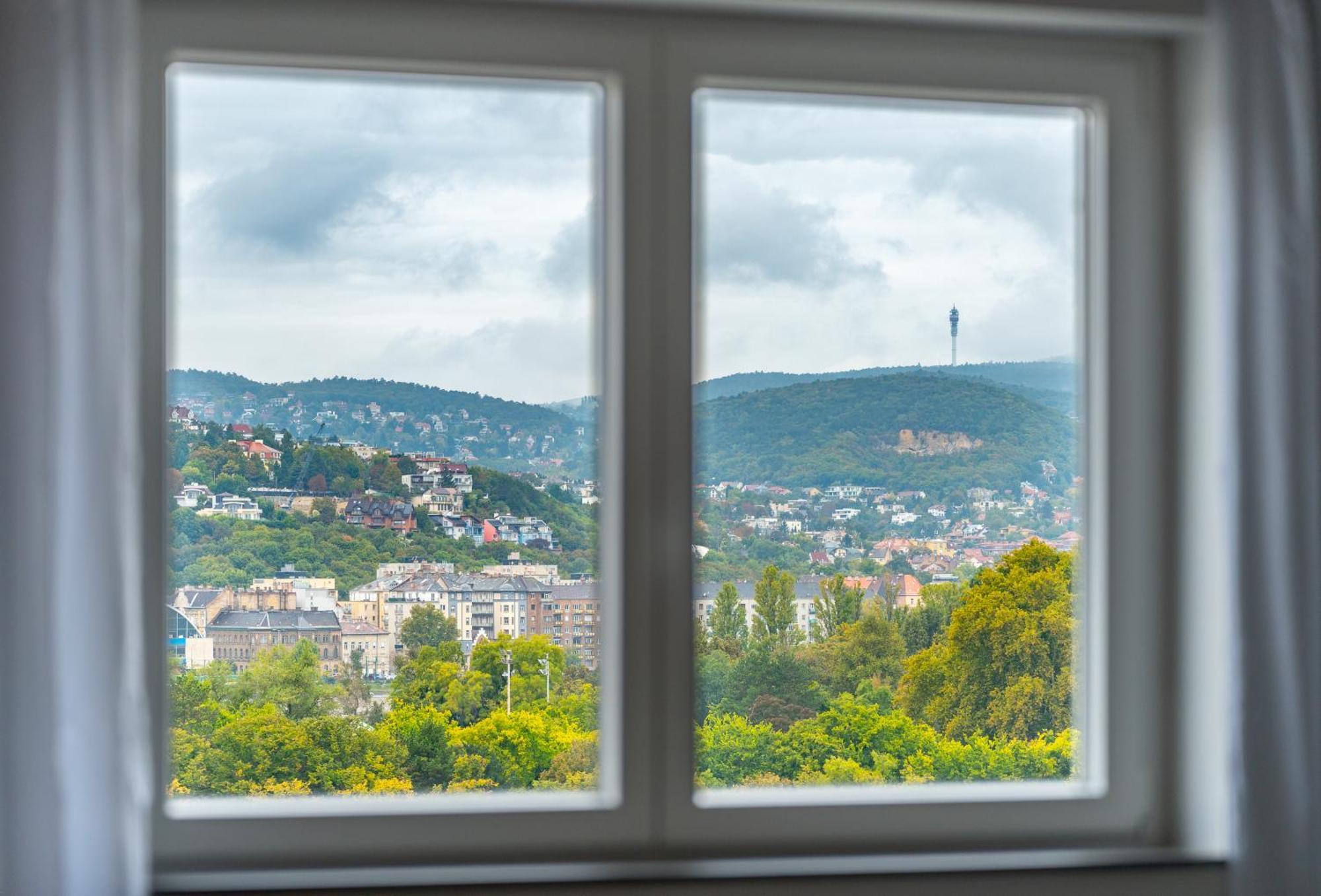 Panoramic Luxury In The Beautiful Part Of Budapest! *