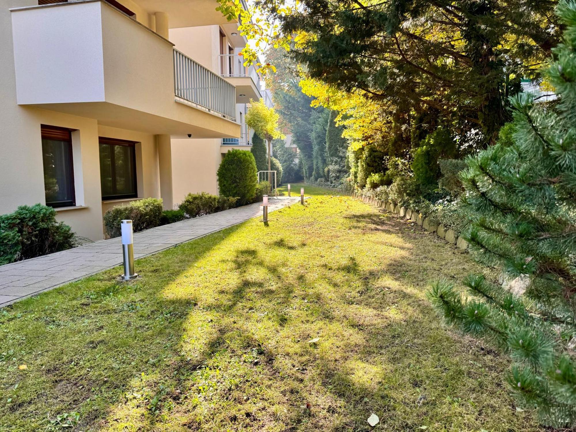 Luxury Penthouse On Rosehill With Free Garage Apartamento *