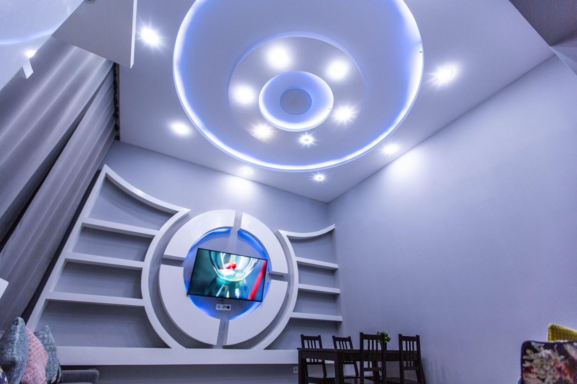 Diamond Lux - 4 Bedrooms 2 Bathrooms Lejlighed Budapest