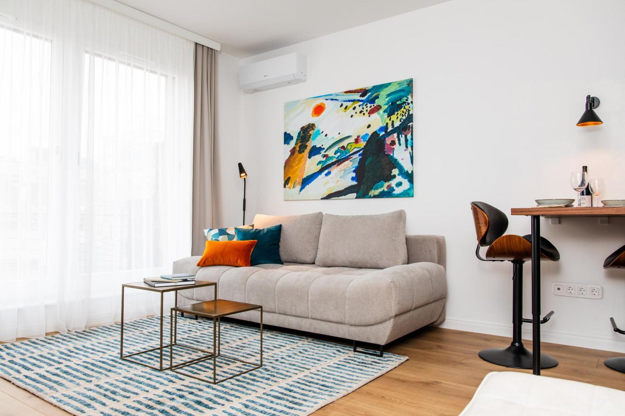 Sky Apartment *