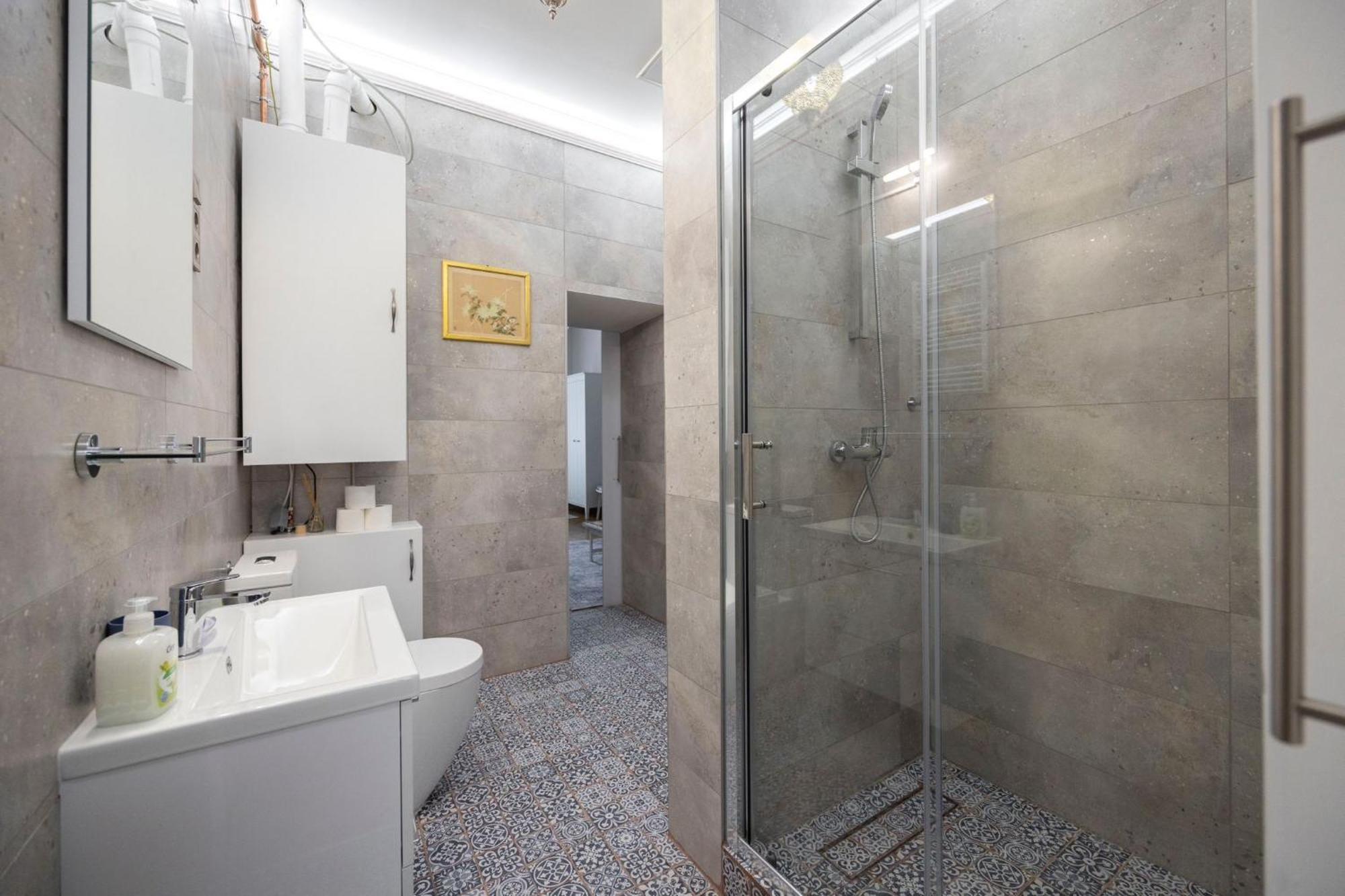 Apartamento Deluxe In Art Nouveau House- With Garage