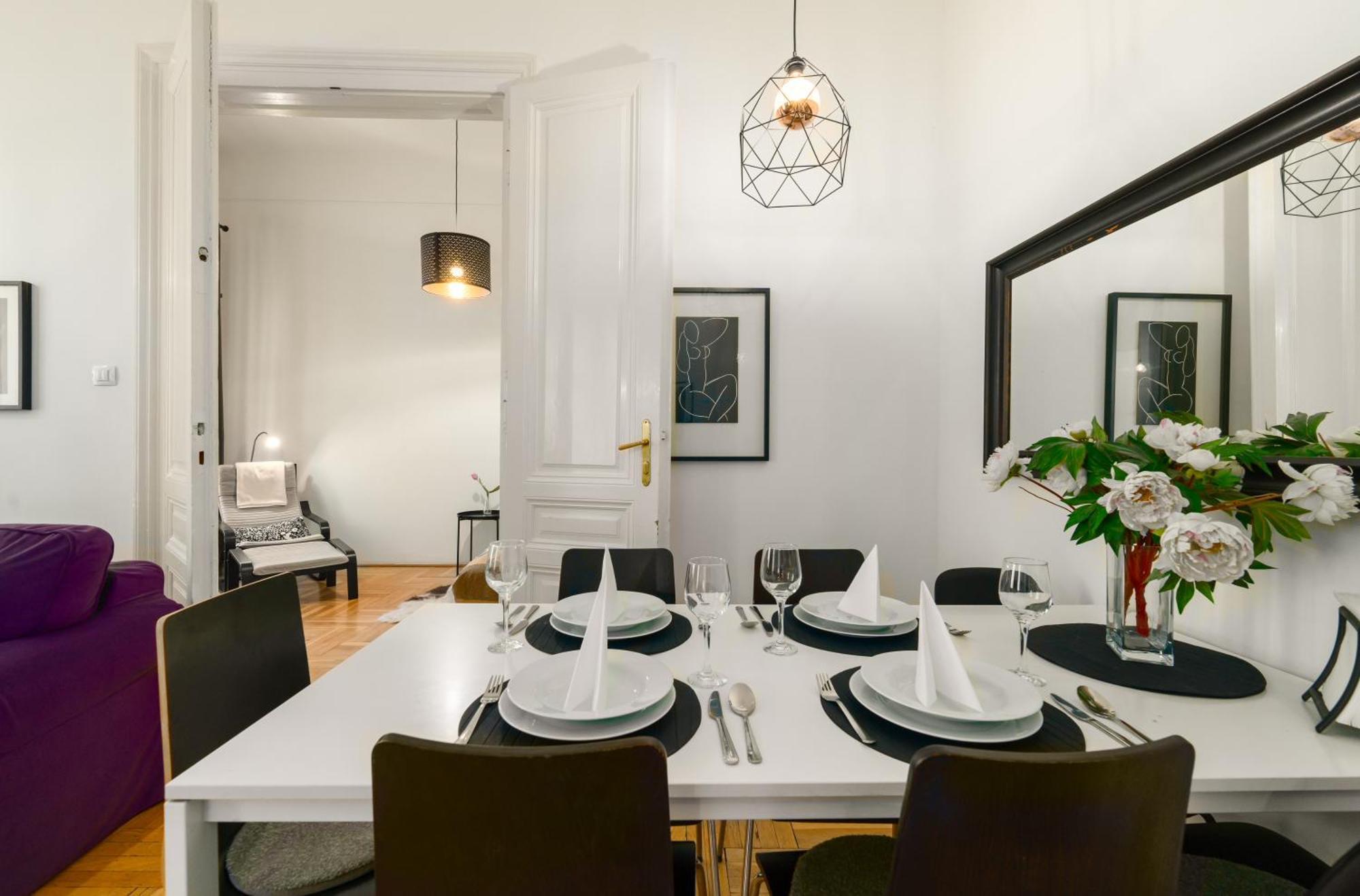Apartment Black & White Budapest