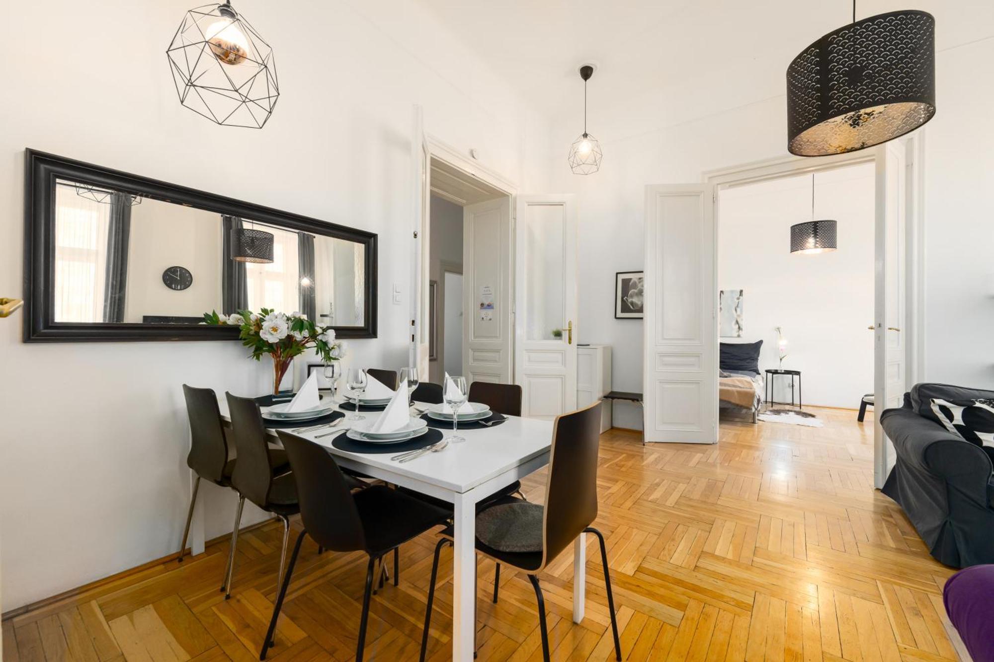 Black & White Apartment