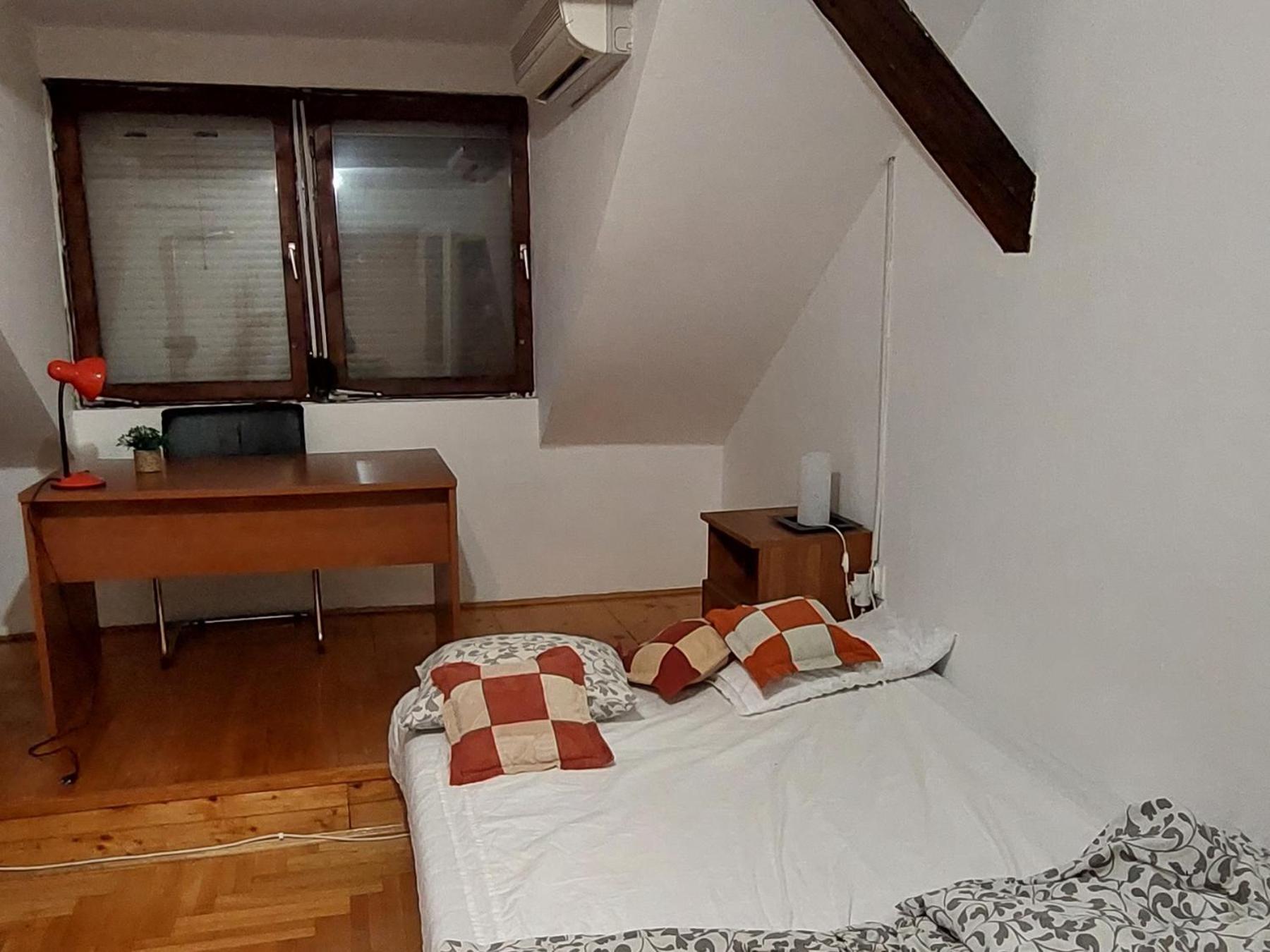Habitación en casa particular In - Parliament View Hideaway - Near Buda Castle And Margaret Island