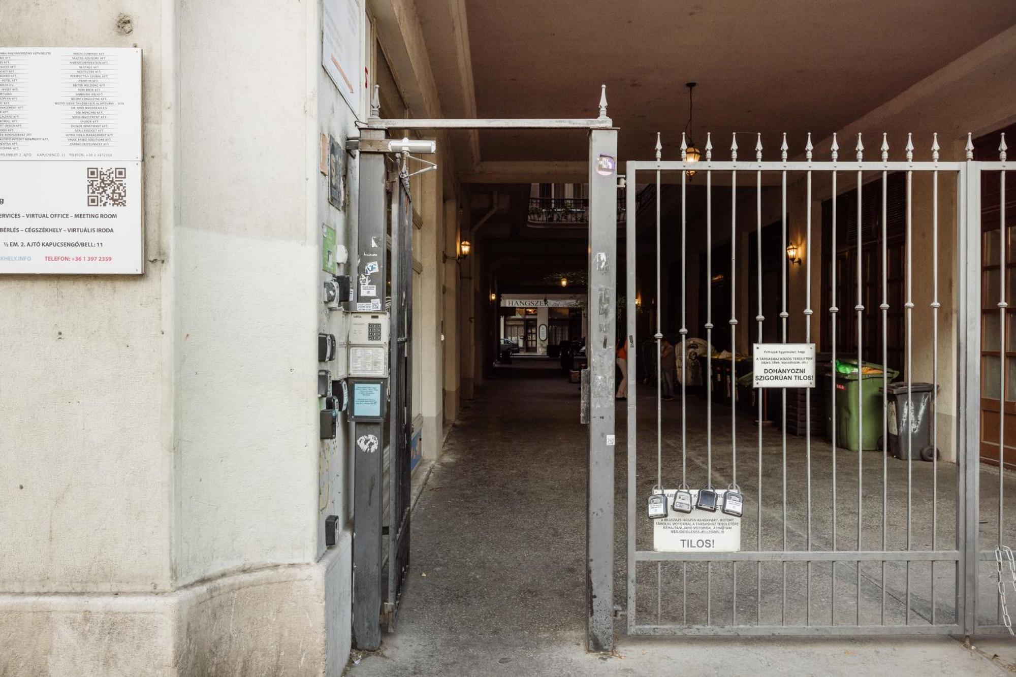 Apartamento Magnificent 3br With Balcony By Dohany Synalogue