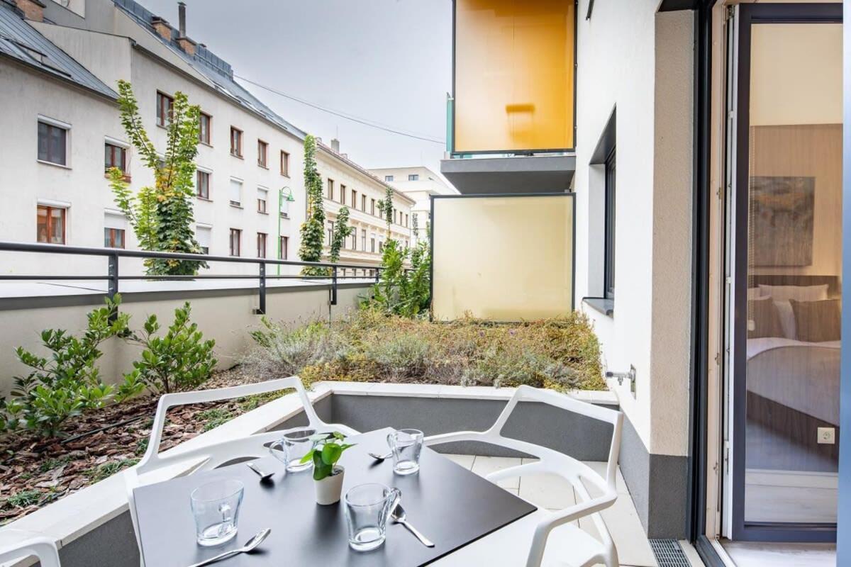 Appartamento Terrace Garden - Free Parking - New And Cozy