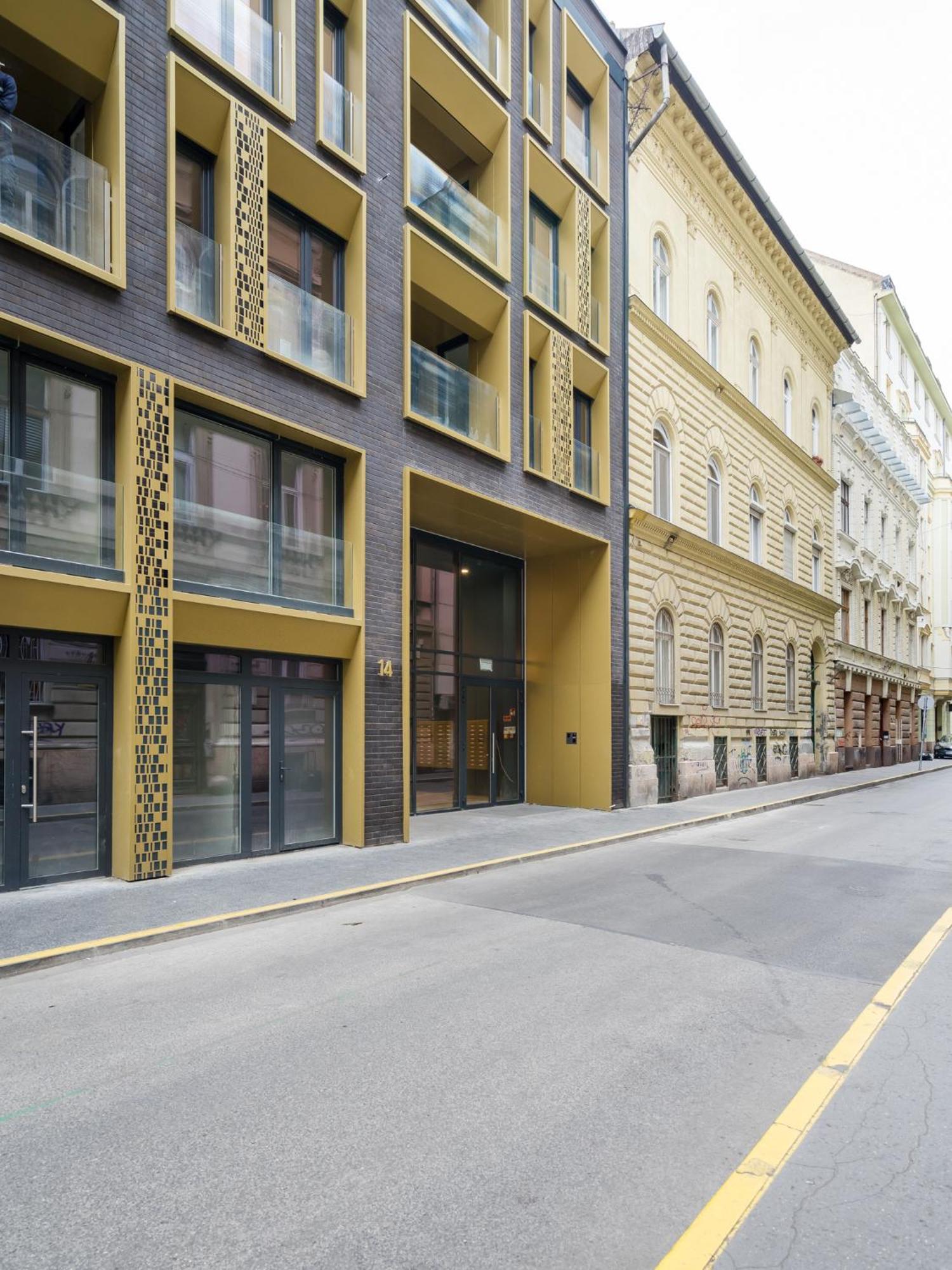 Aron Budapest