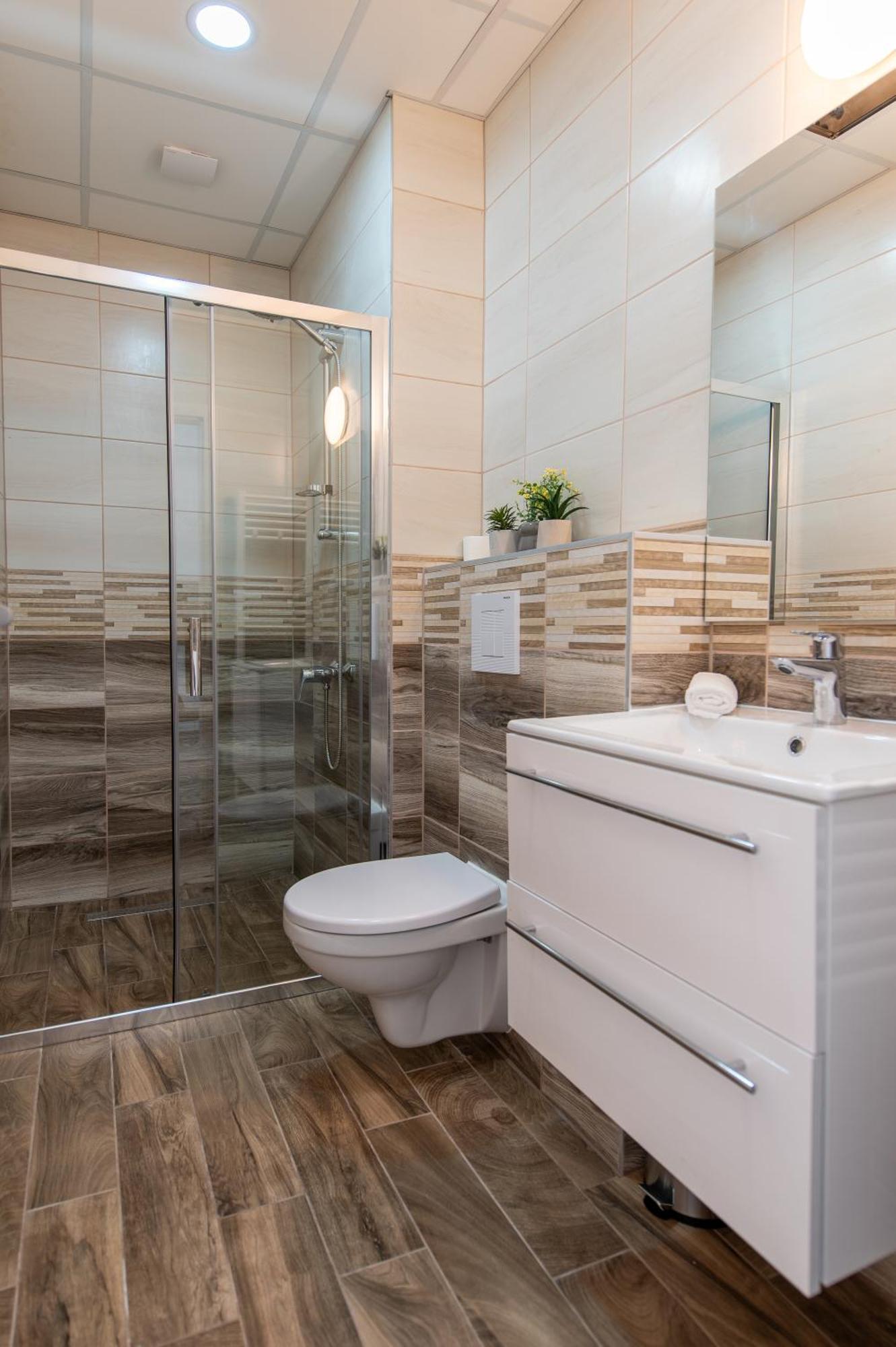 New Ac 2br Appartement Budapest