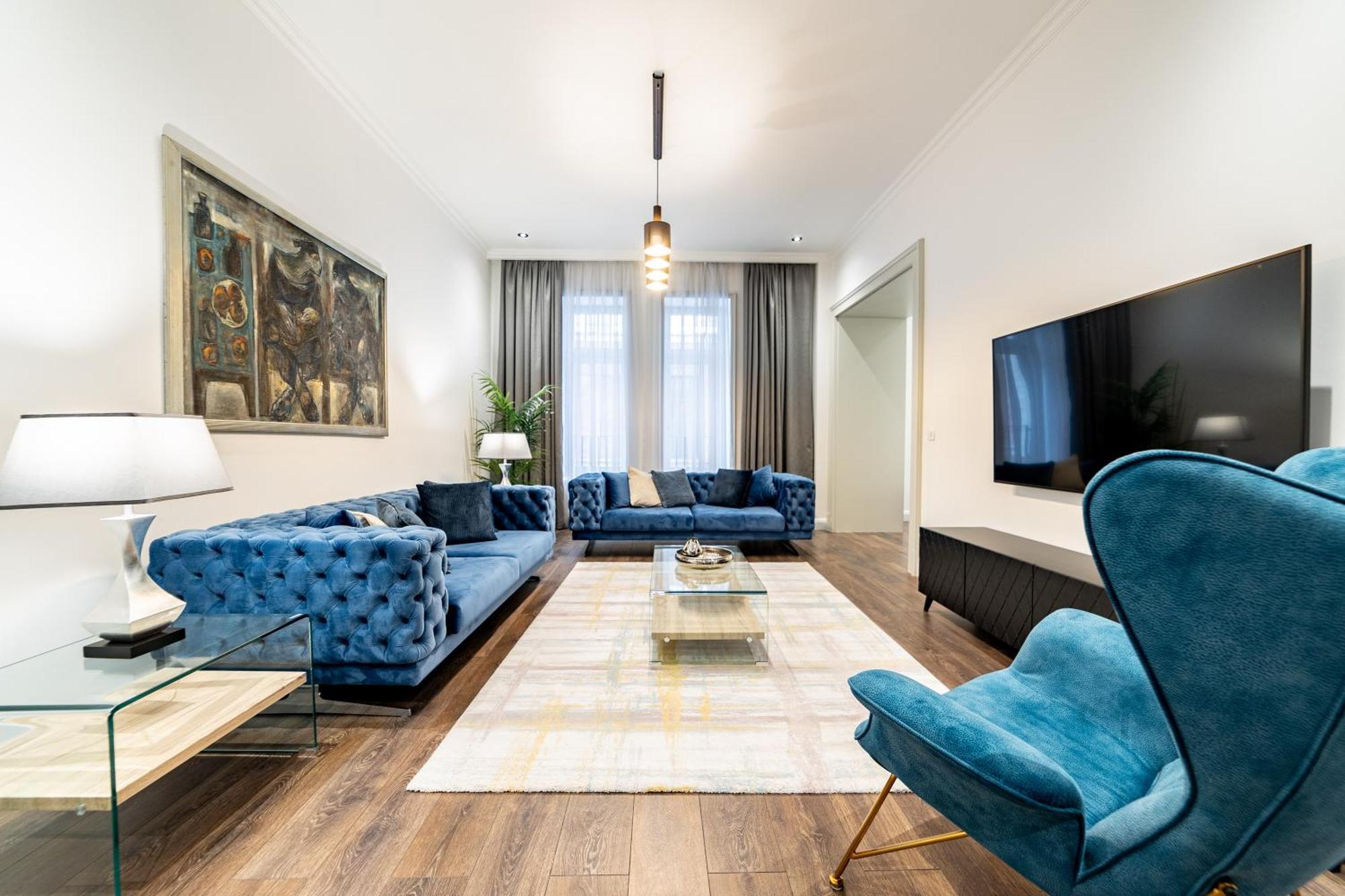 Hotel Kozmo Residences