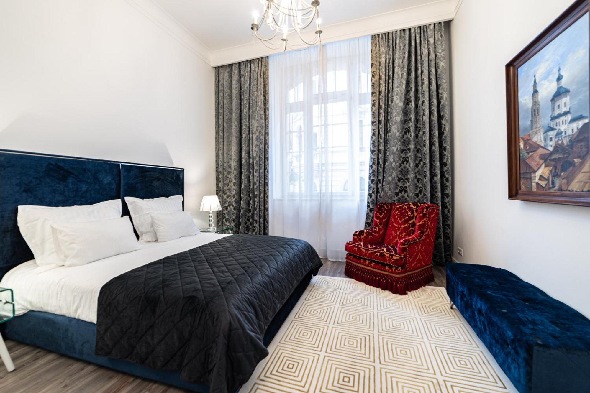 Kozmo Residences Hotel