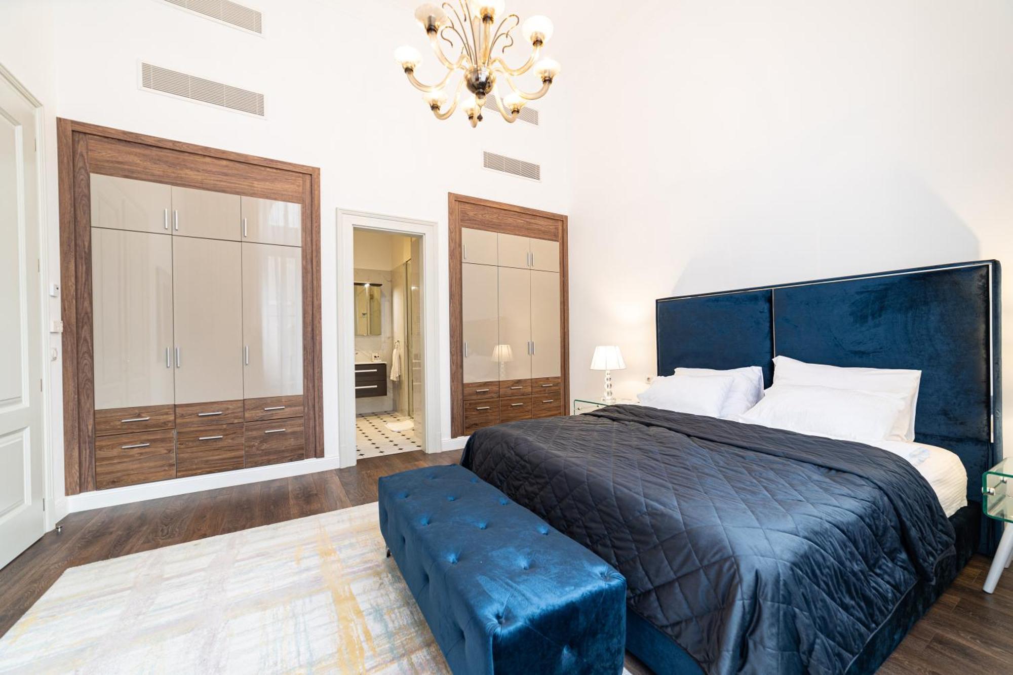 Hotel Kozmo Residences