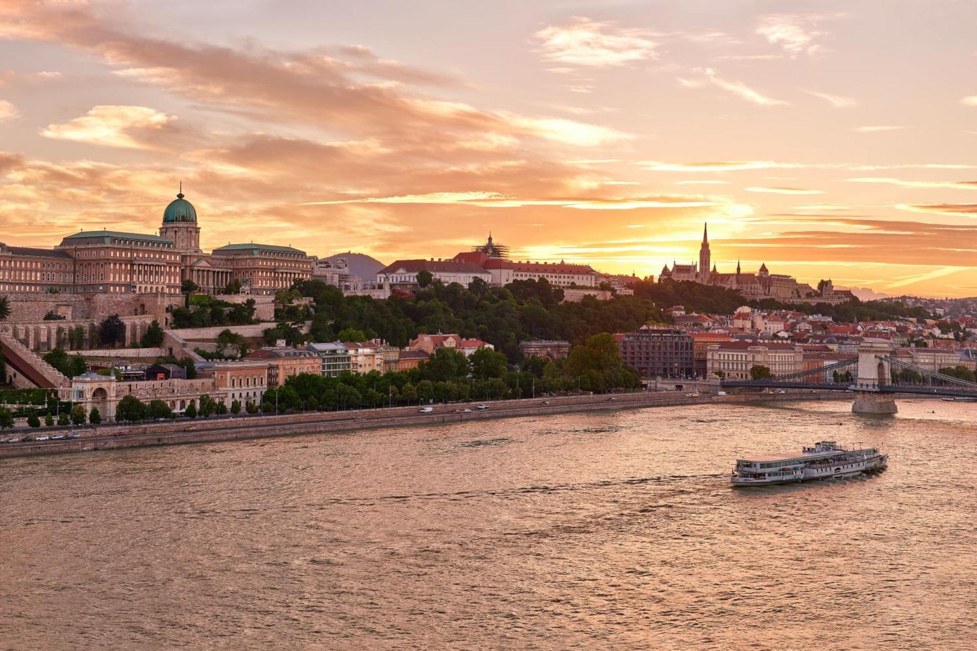 Szálloda Marriott 5*