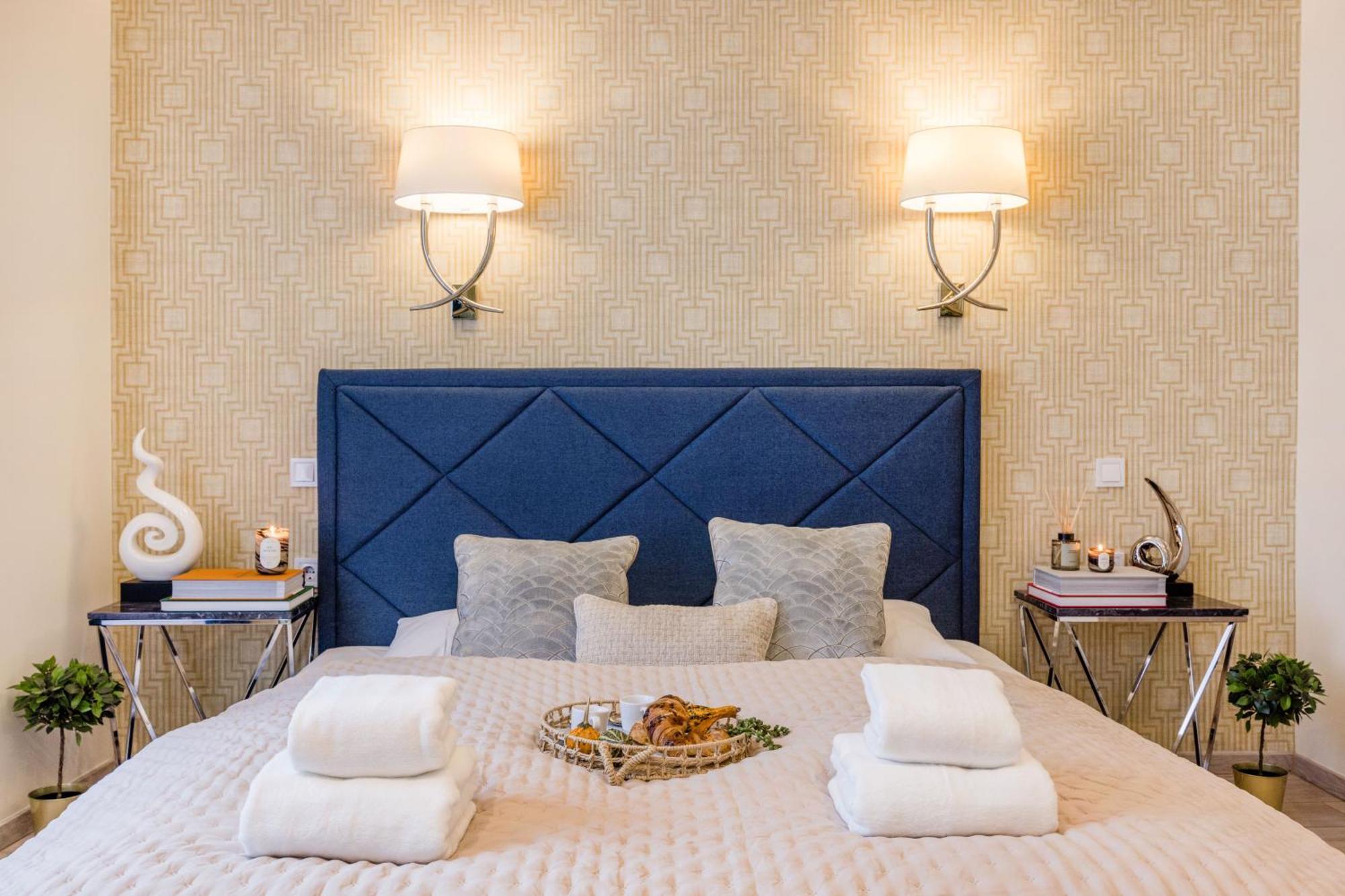 Designer Luxury Next To Dohany Synagogue With Balcony * Budapest