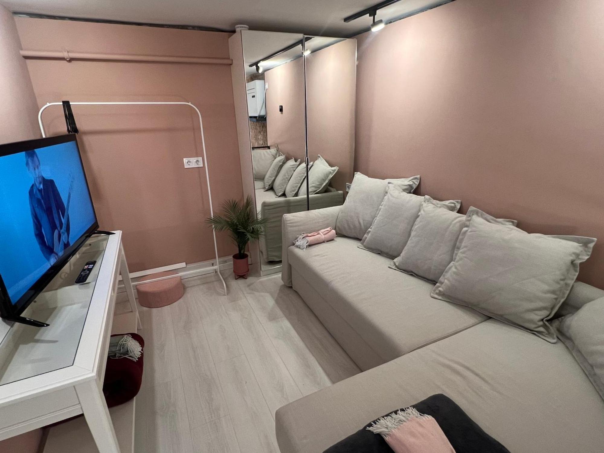 Appartement Pink42 Ministudio2 *