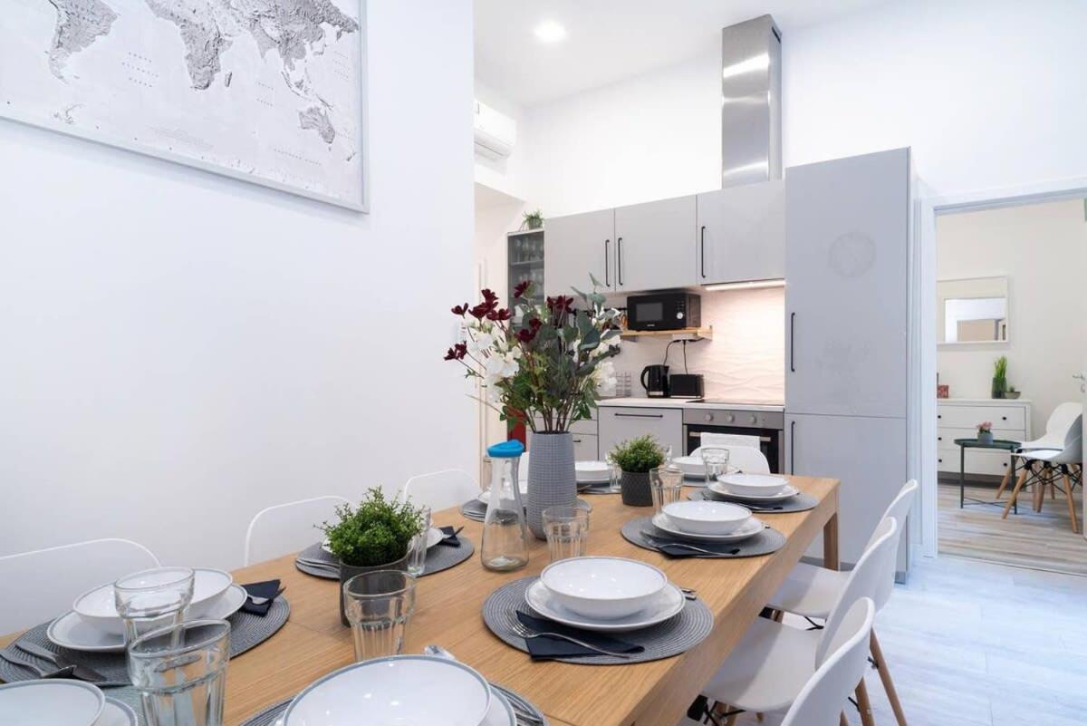 Large Airconditioned Apartamento