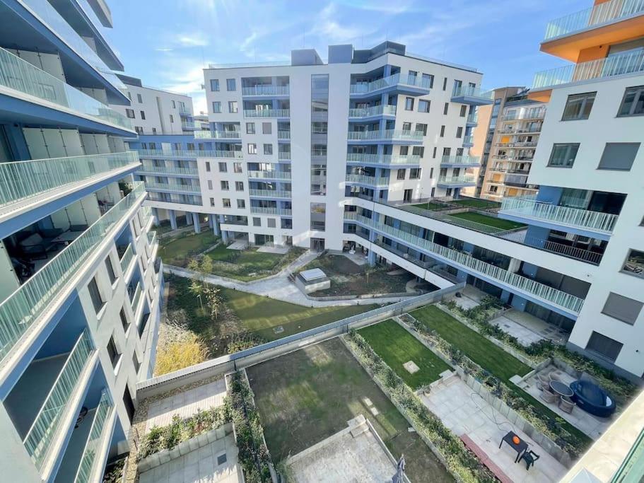 Apartment Brand New Danube W Balcony And Free Parking Budapest