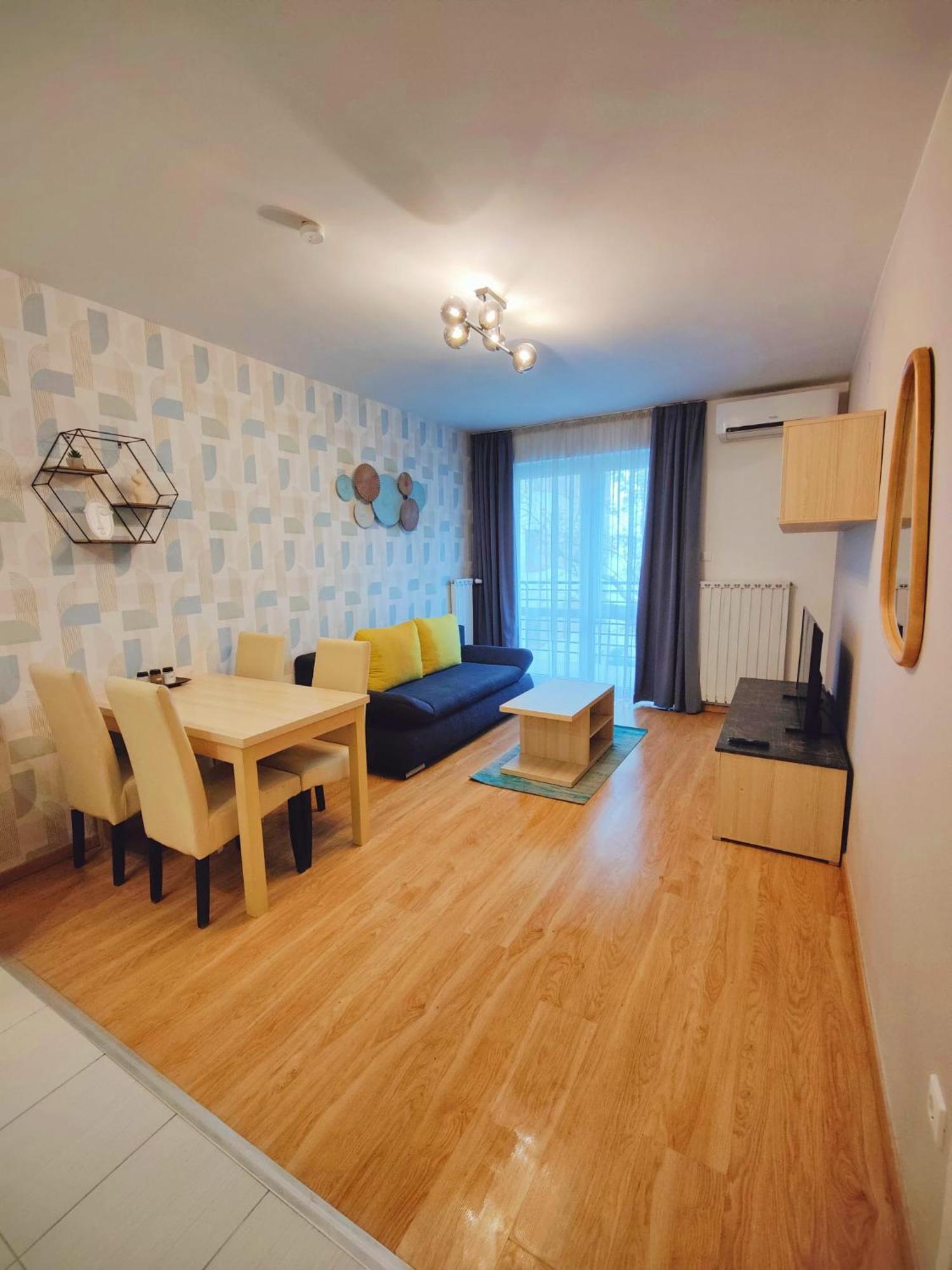 Maple Tree Budget Apartment Budapest
