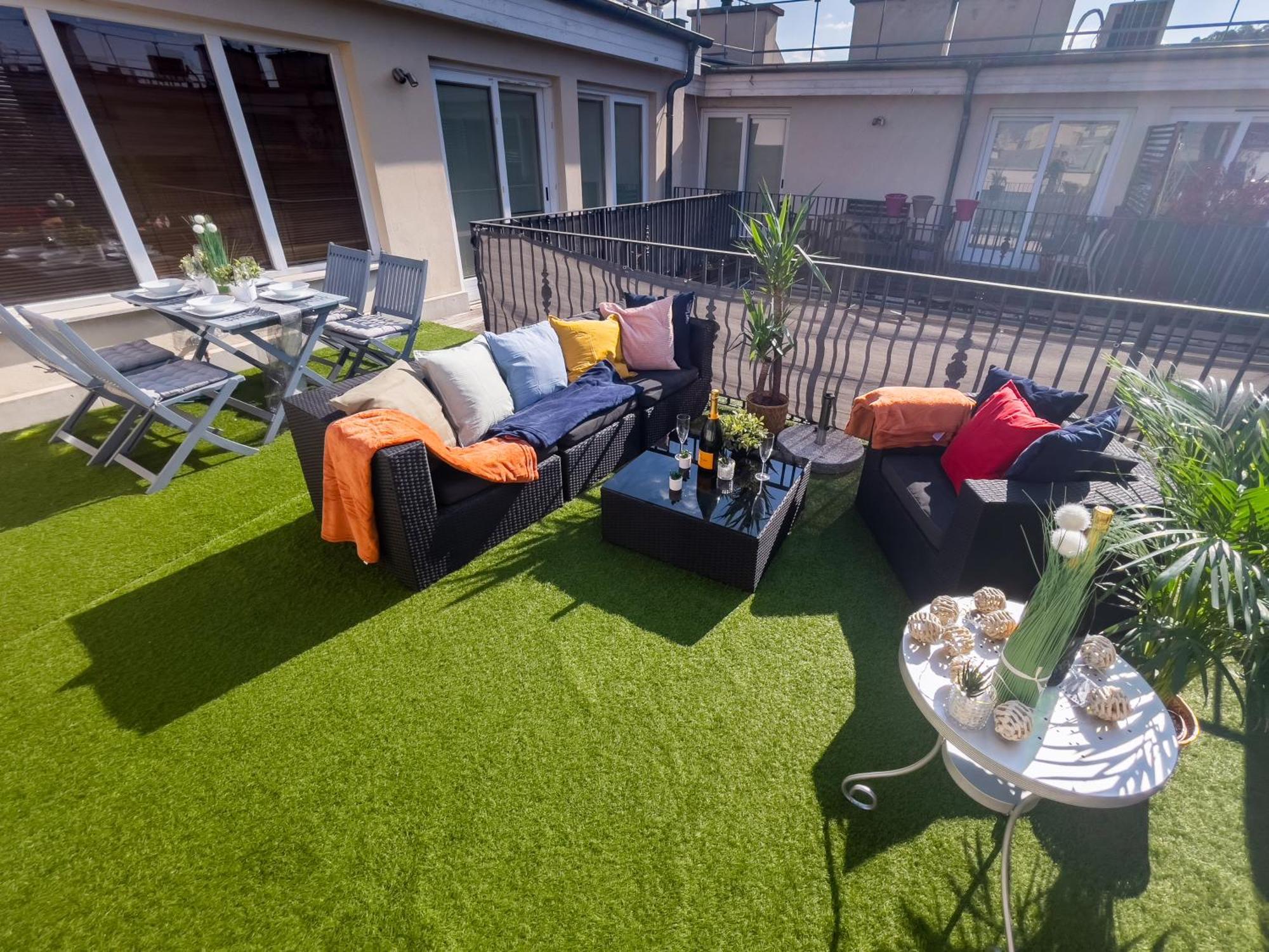Appartement Luxurious Penthouse In The Heart Of *