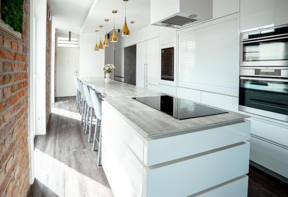 Karinflats Deluxe - The Cream Penthouse * Budapest