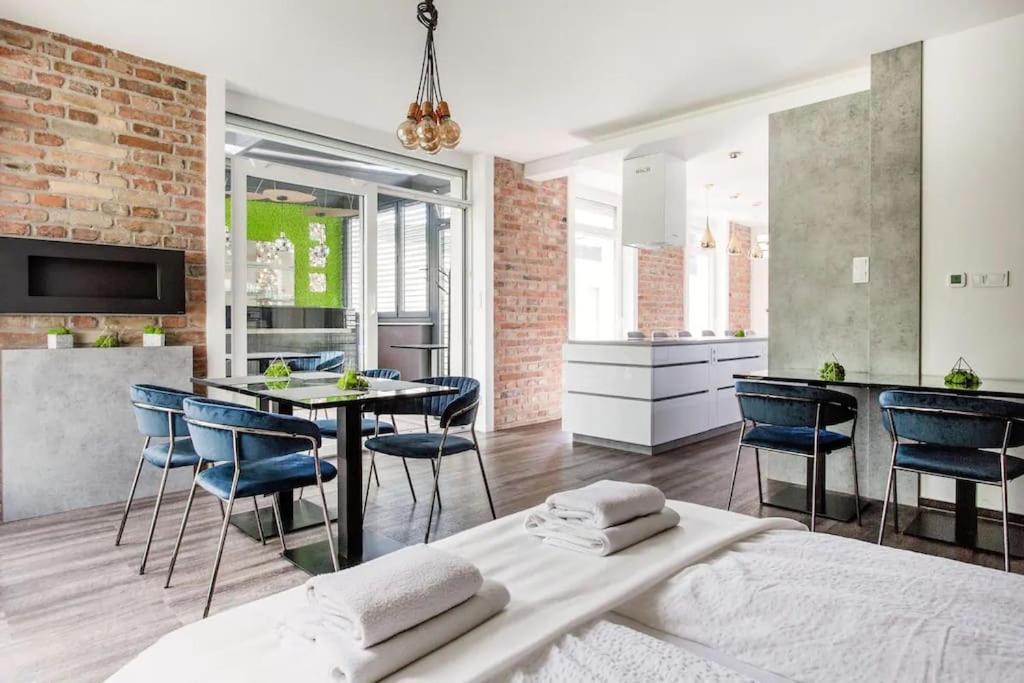 Apartmán Karinflats Deluxe - The Cream Penthouse *
