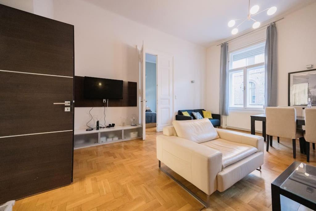 Apartament Your Dream At Vaci Street