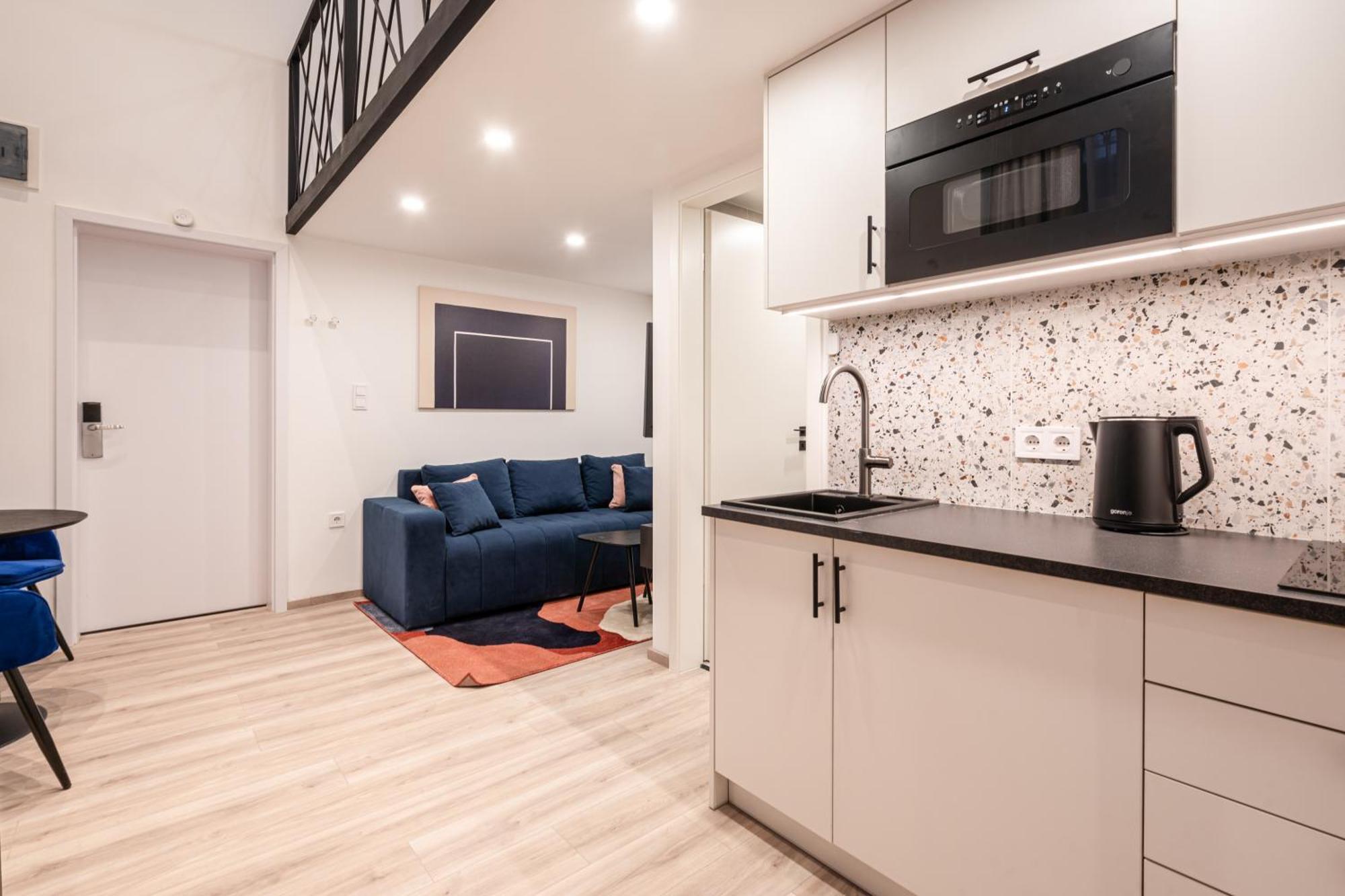 E44 - Erzsebet Boulevard - Location By Bqa Apartment Budapest